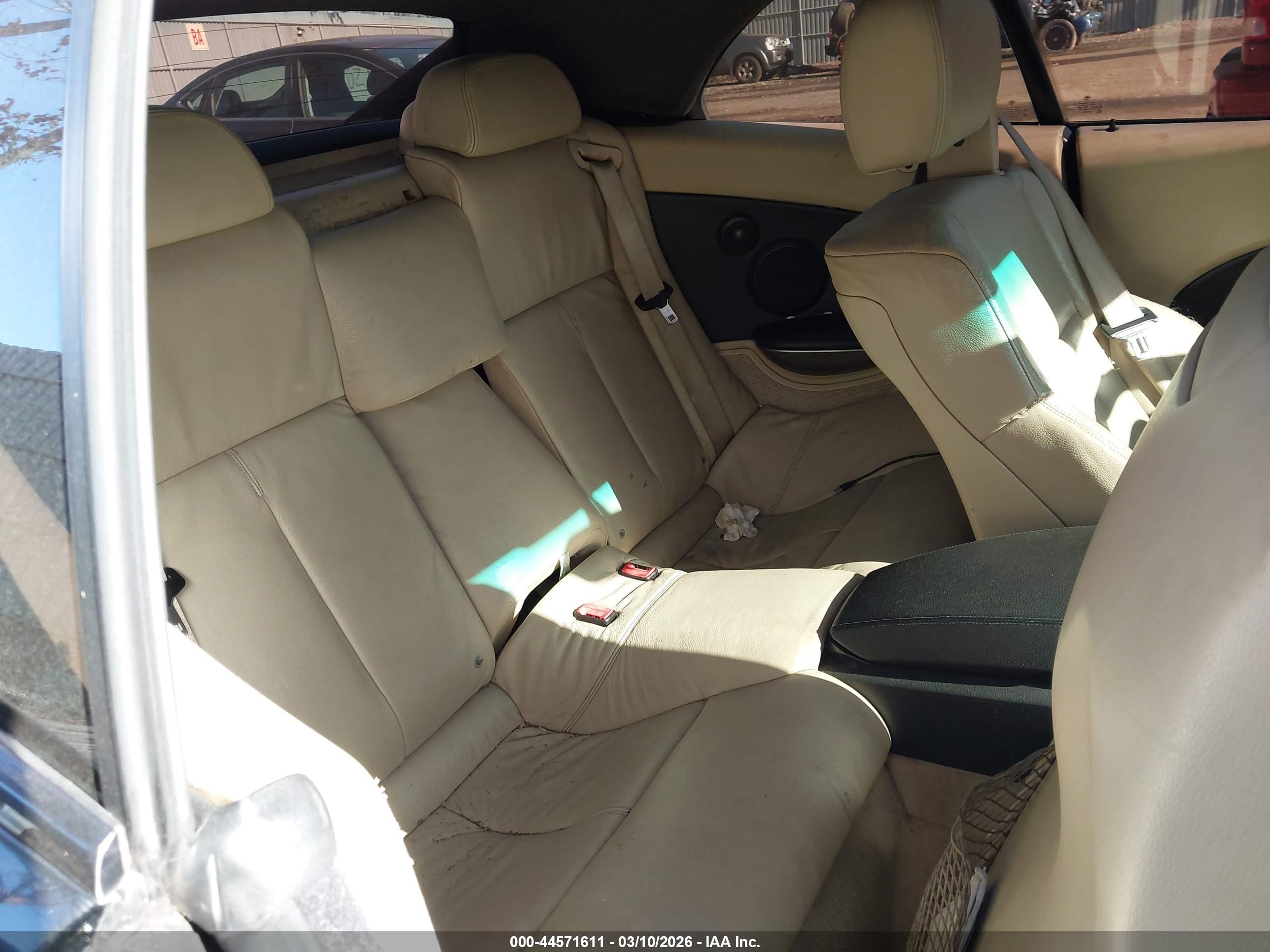 BMW 650I image 8