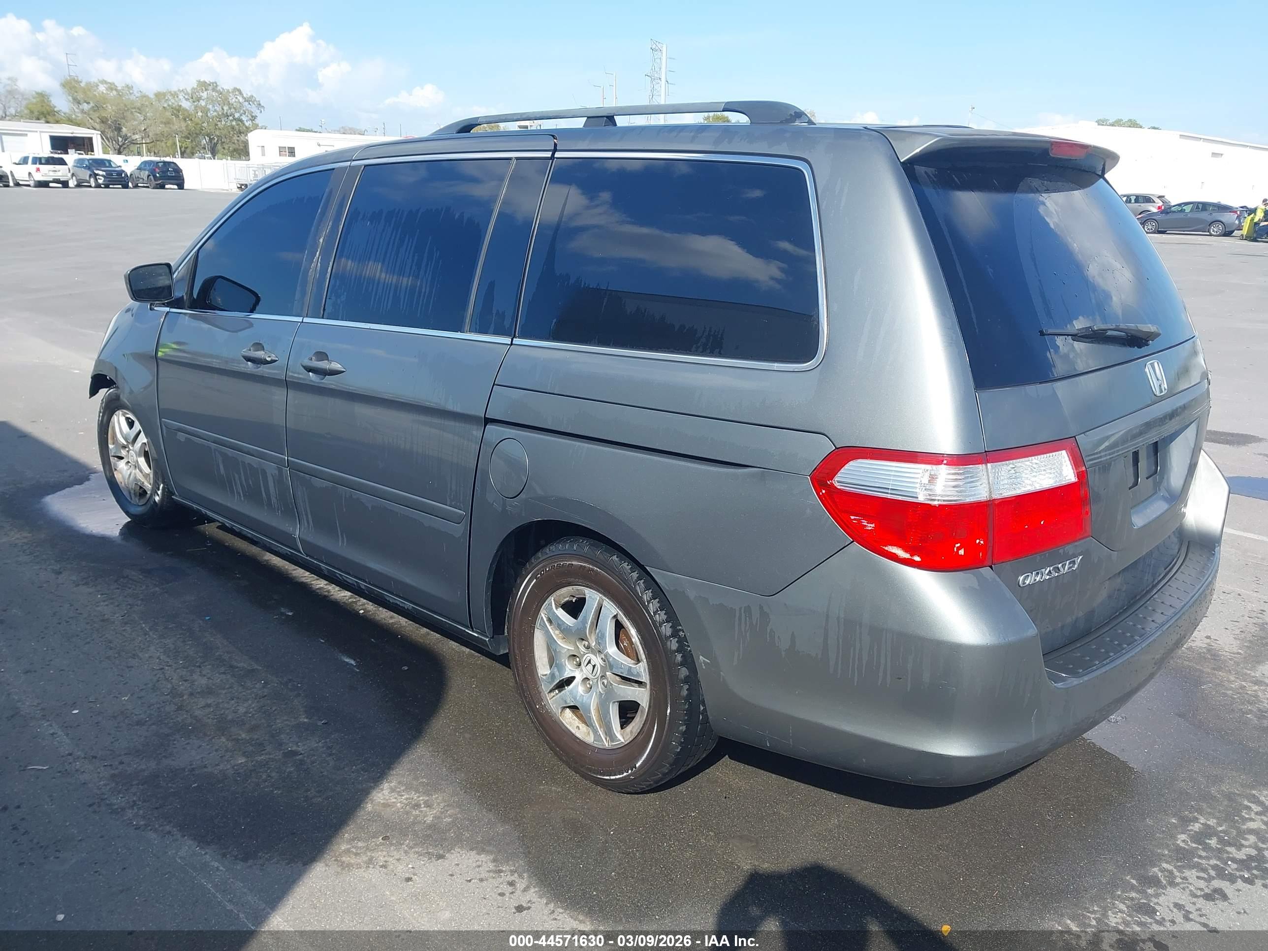 HONDA ODYSSEY image 3