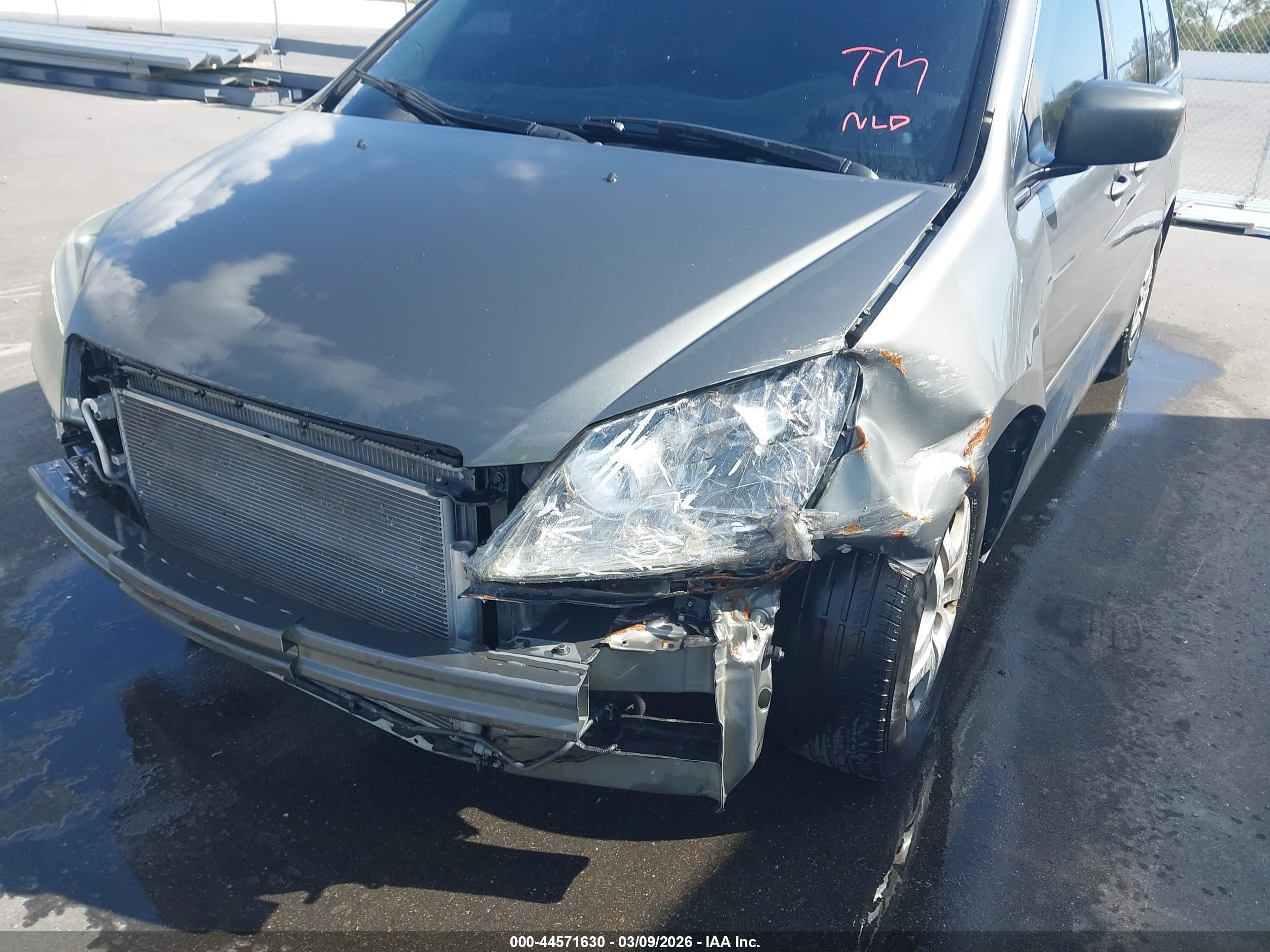 HONDA ODYSSEY image 6