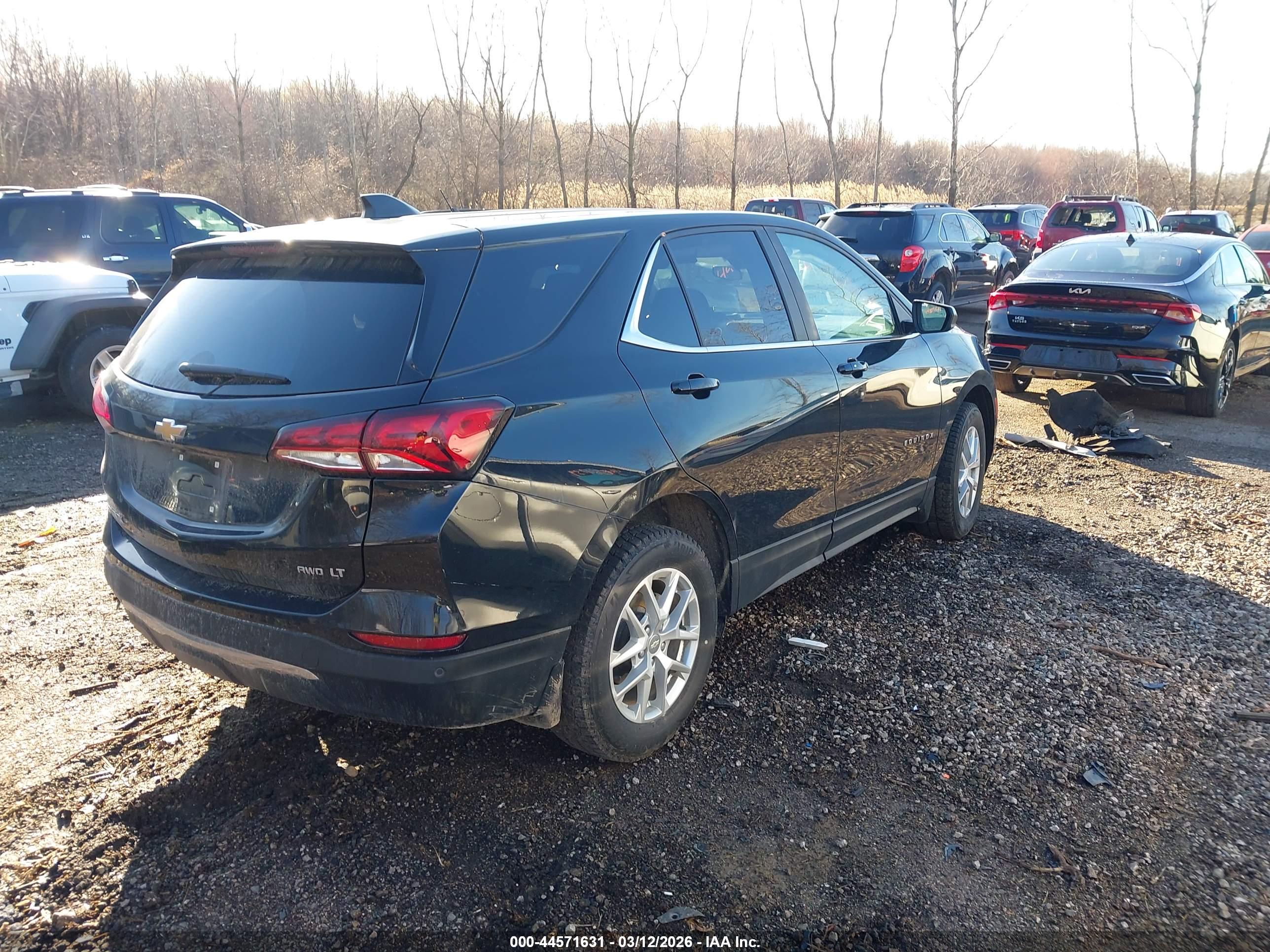 CHEVROLET EQUINOX image 4