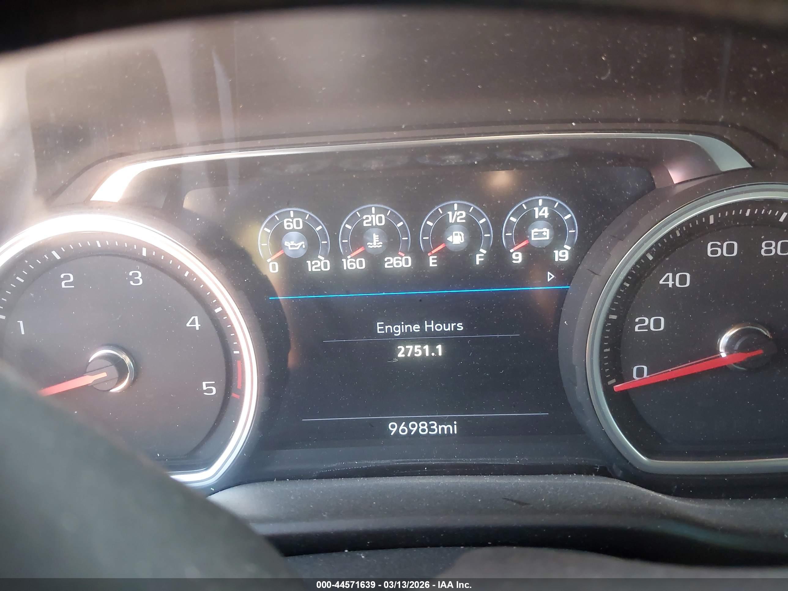 CHEVROLET SILVERADO image 7