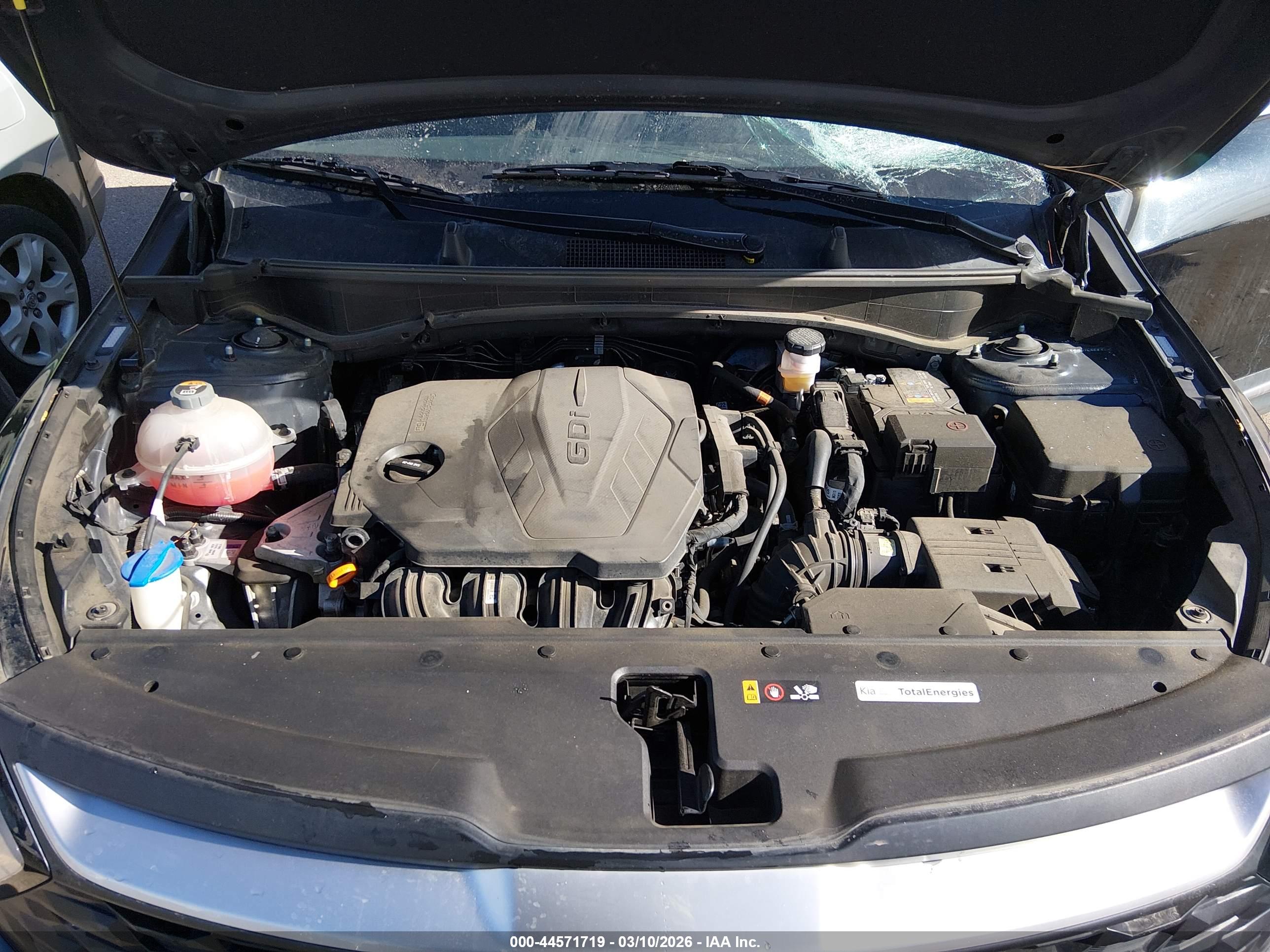 KIA SPORTAGE image 10