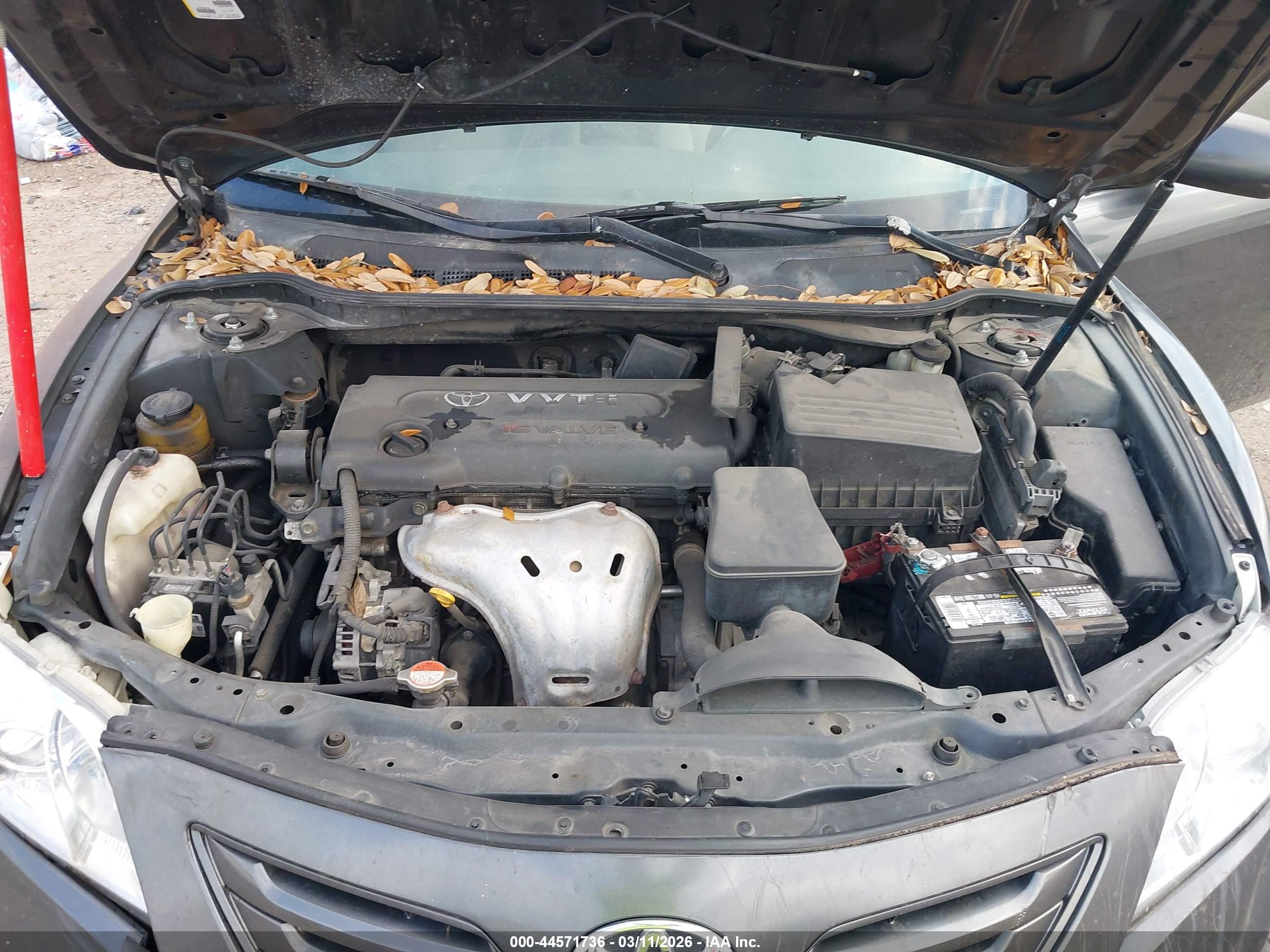 TOYOTA CAMRY image 10