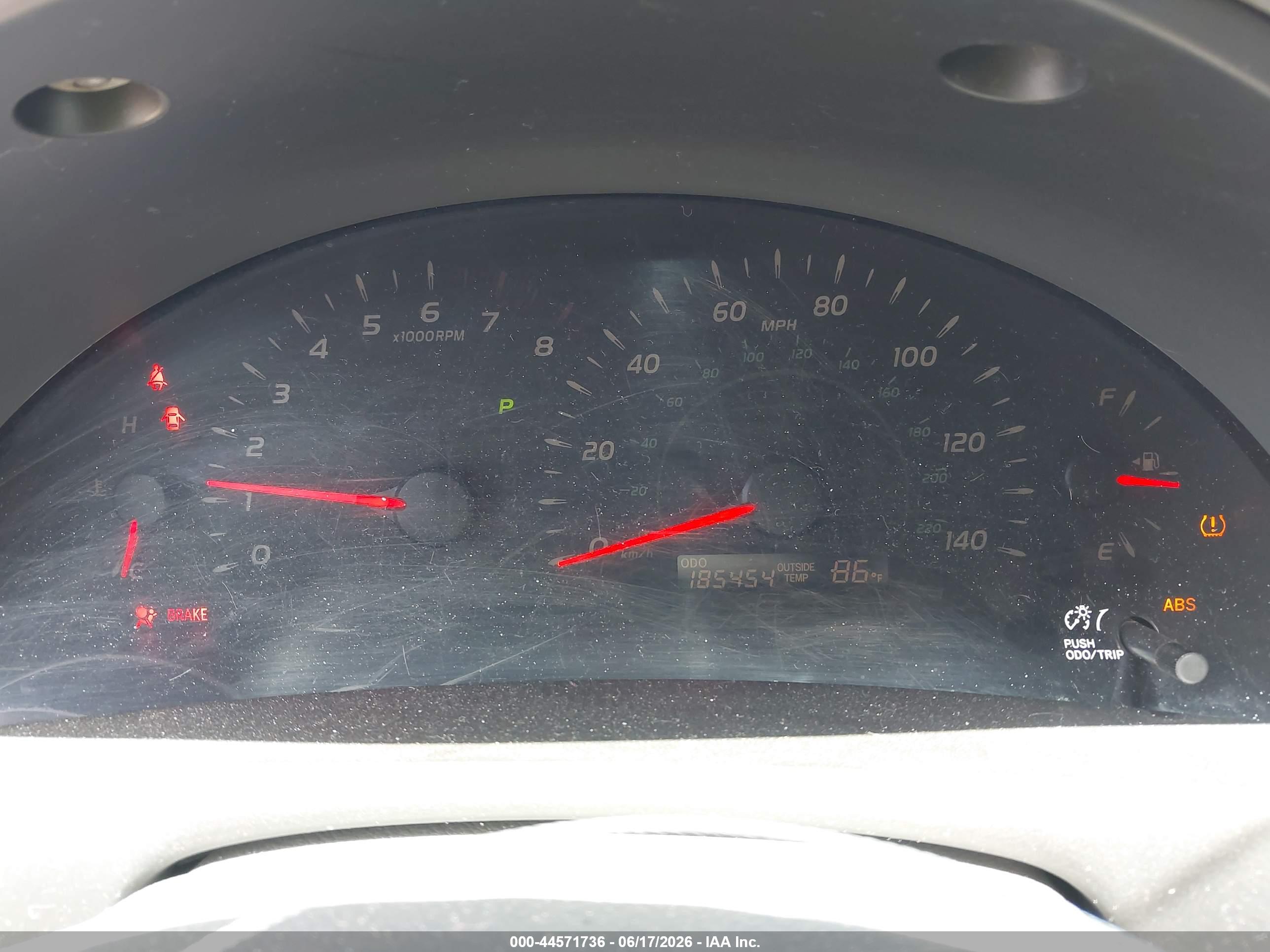 TOYOTA CAMRY image 7