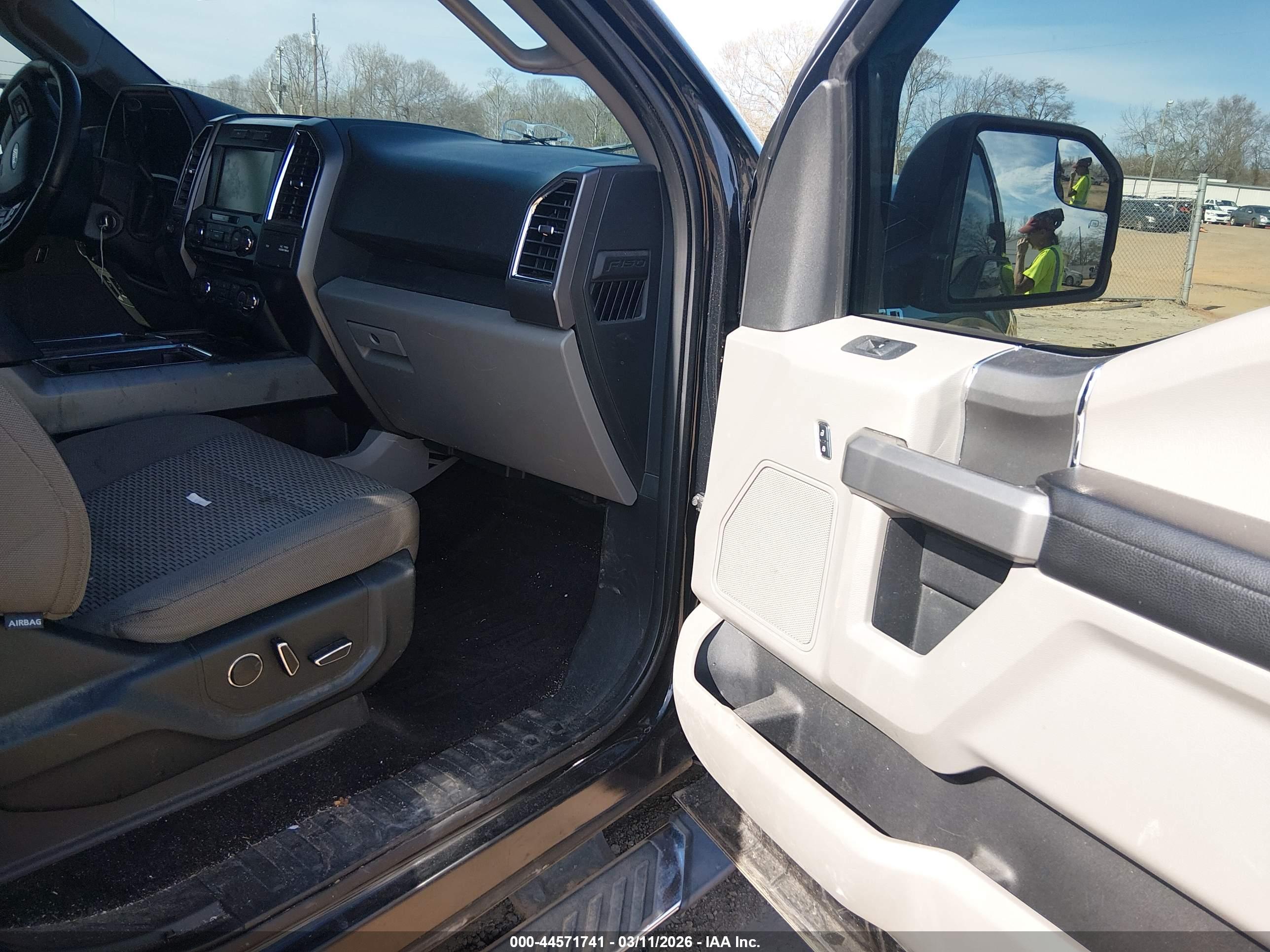 FORD F-150 image 5