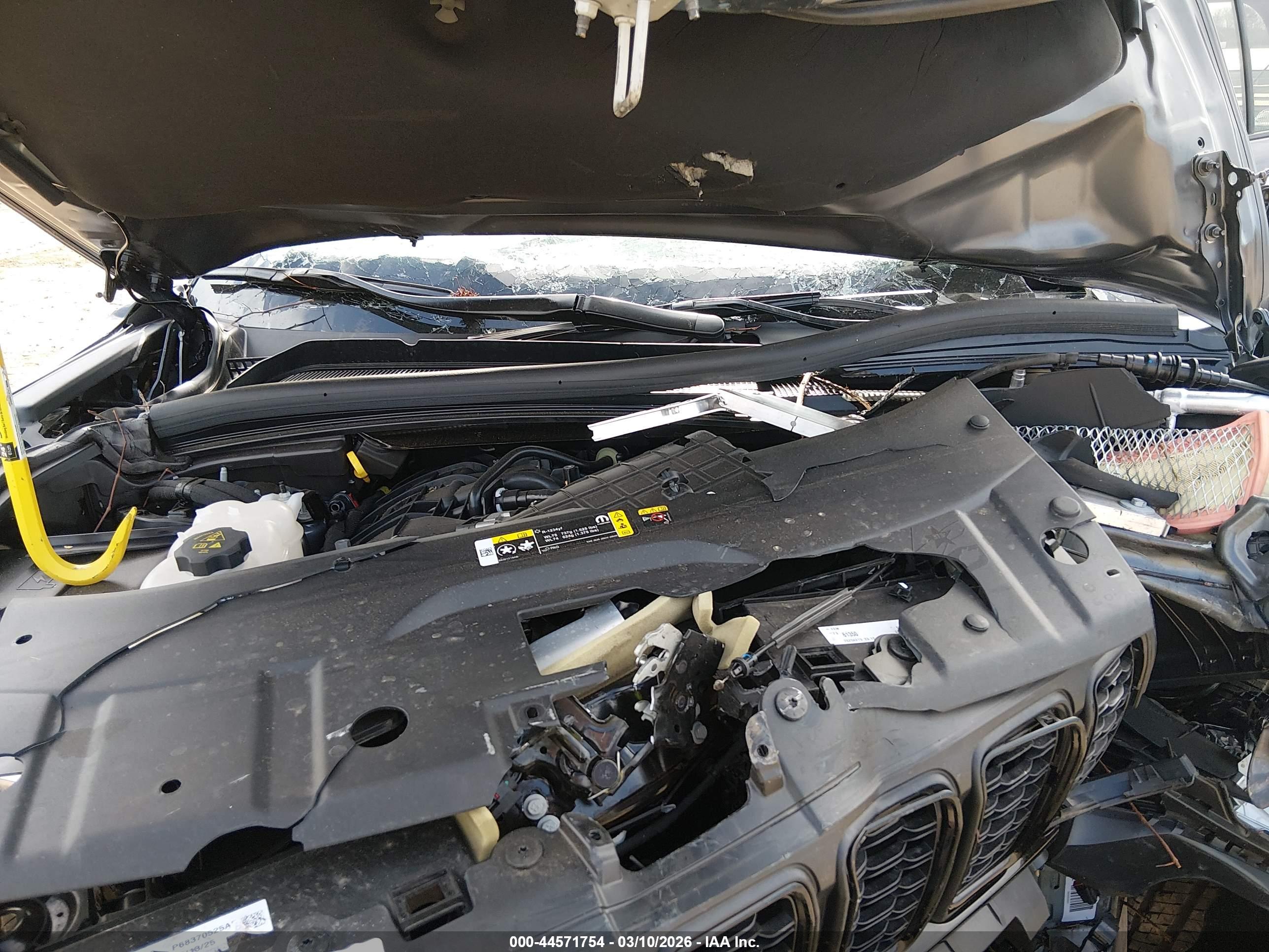 JEEP GRAND image 10