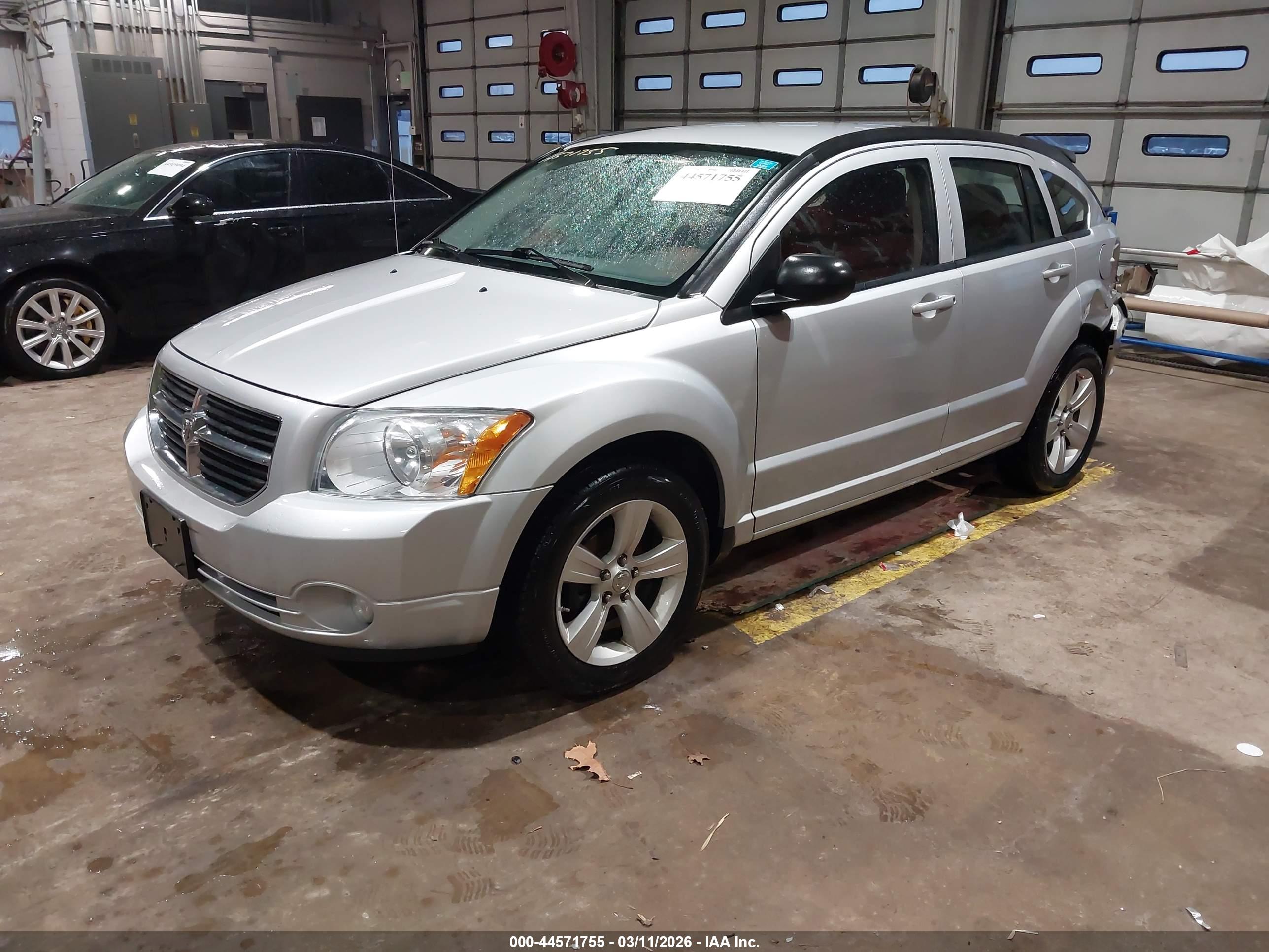 DODGE CALIBER image 2