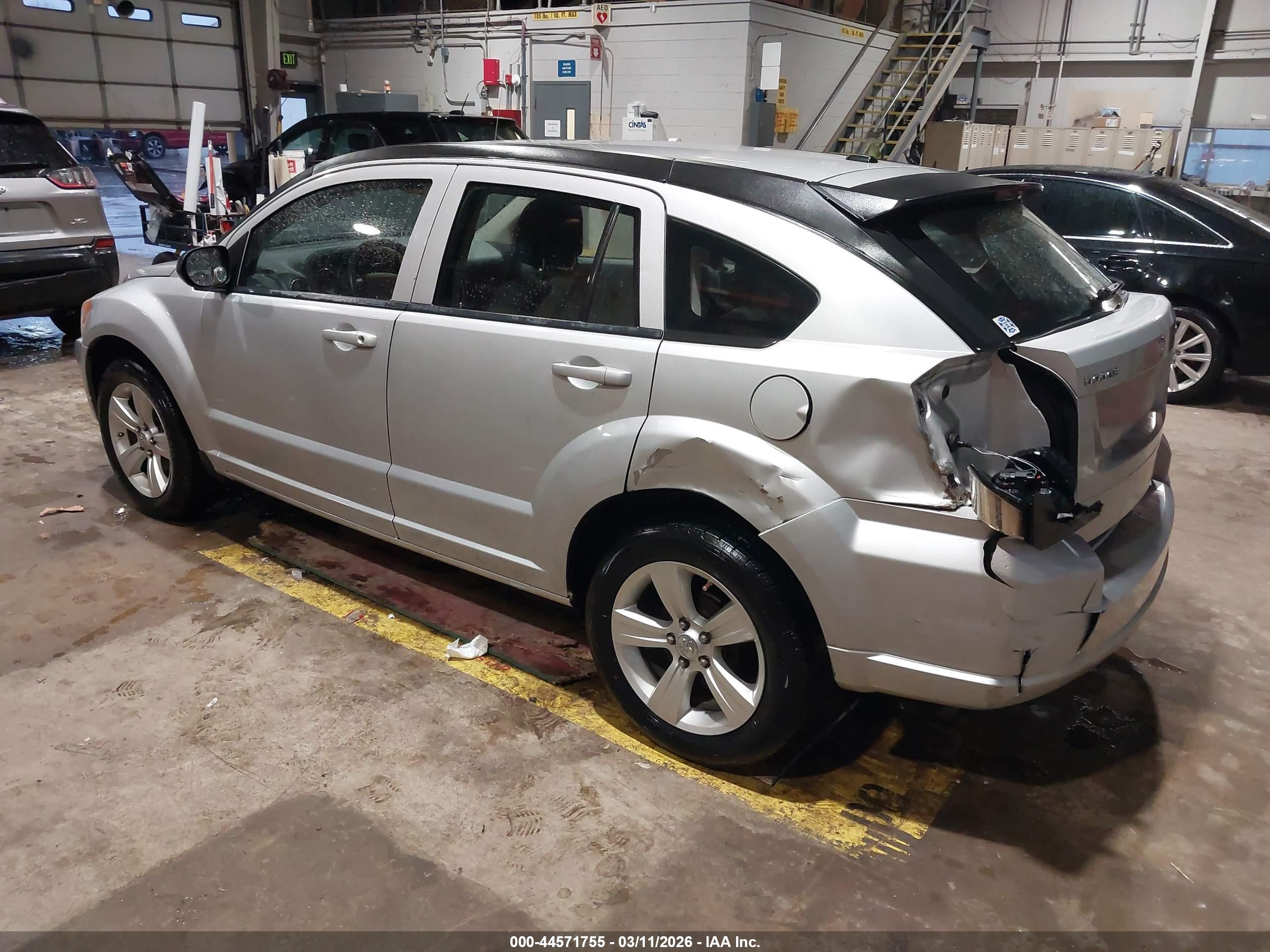 DODGE CALIBER image 3