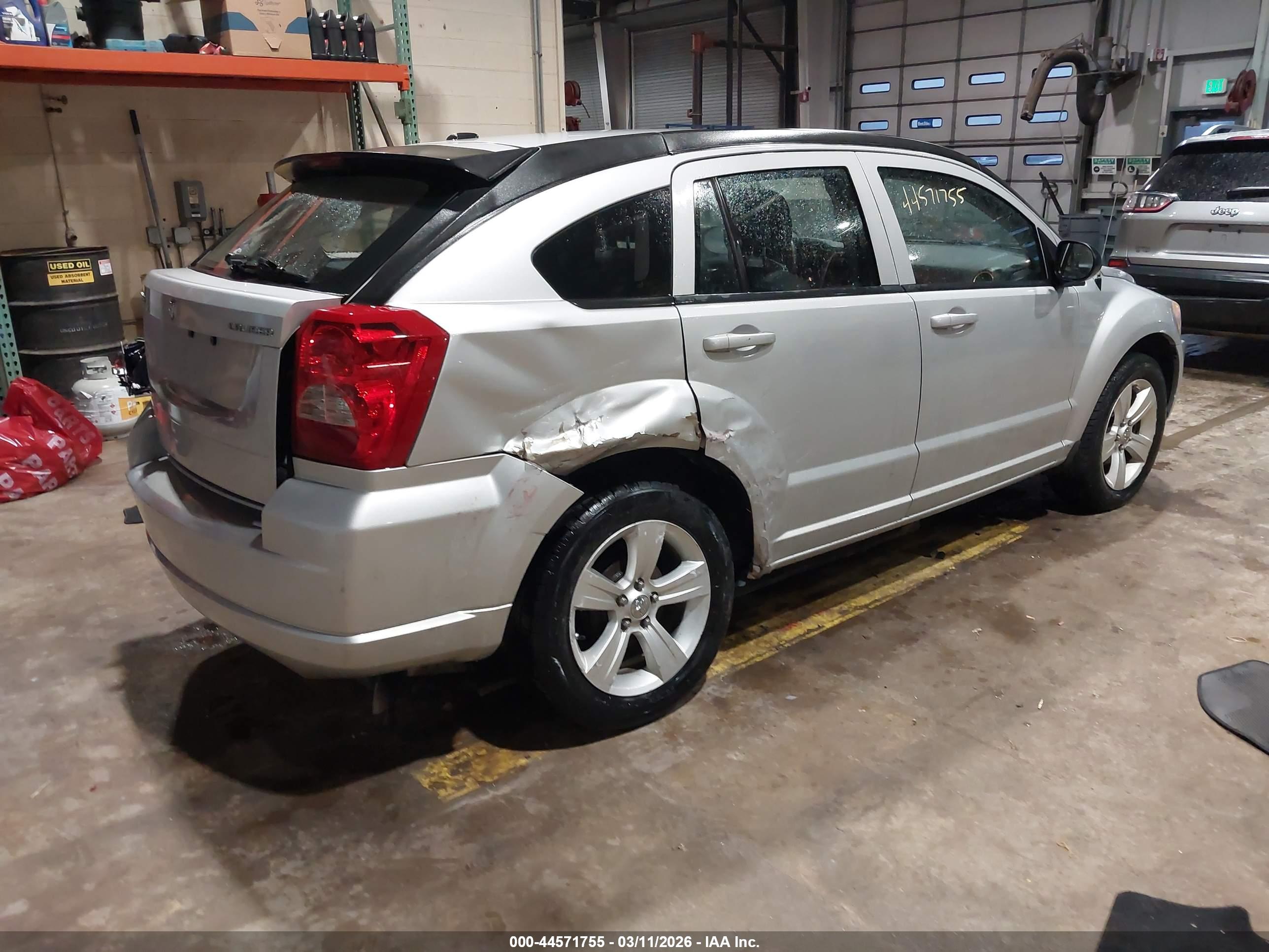 DODGE CALIBER image 4