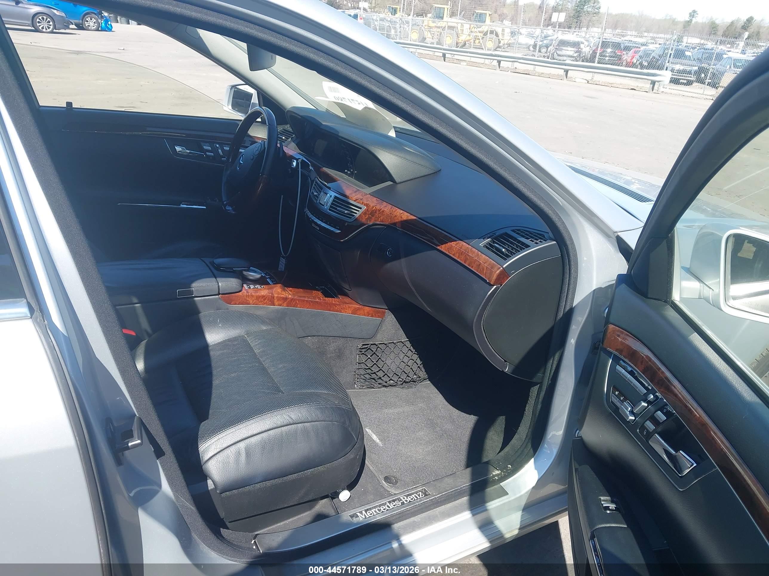 MERCEDES-BENZ S image 5