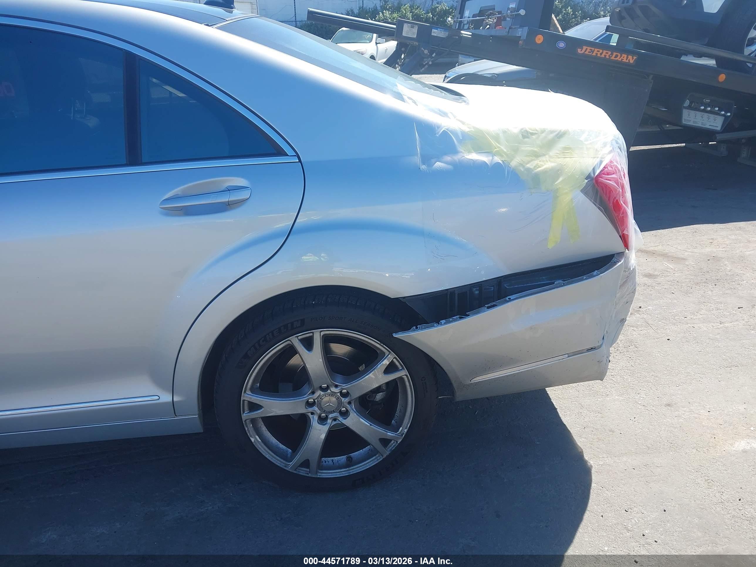 MERCEDES-BENZ S image 6