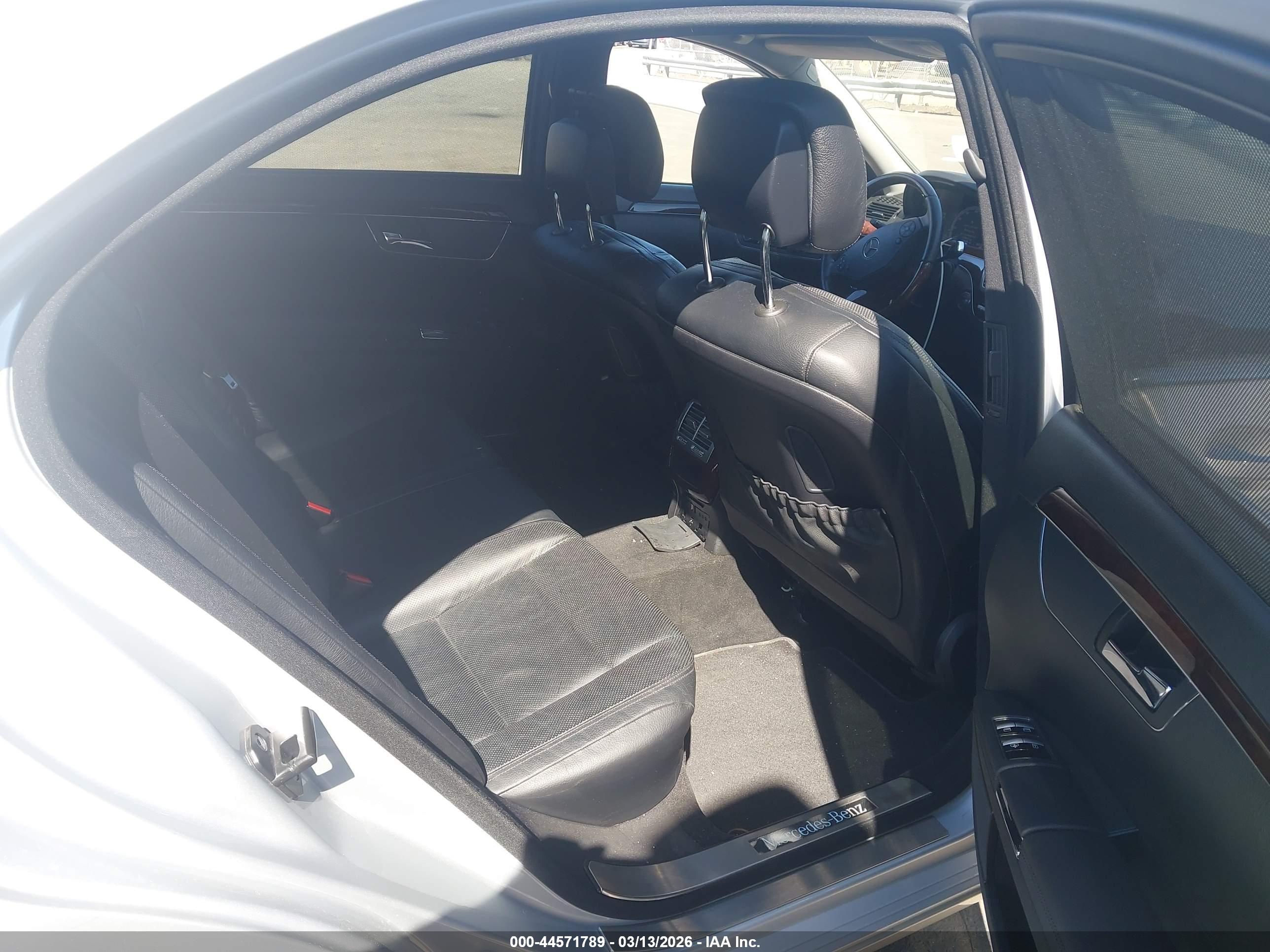 MERCEDES-BENZ S image 8