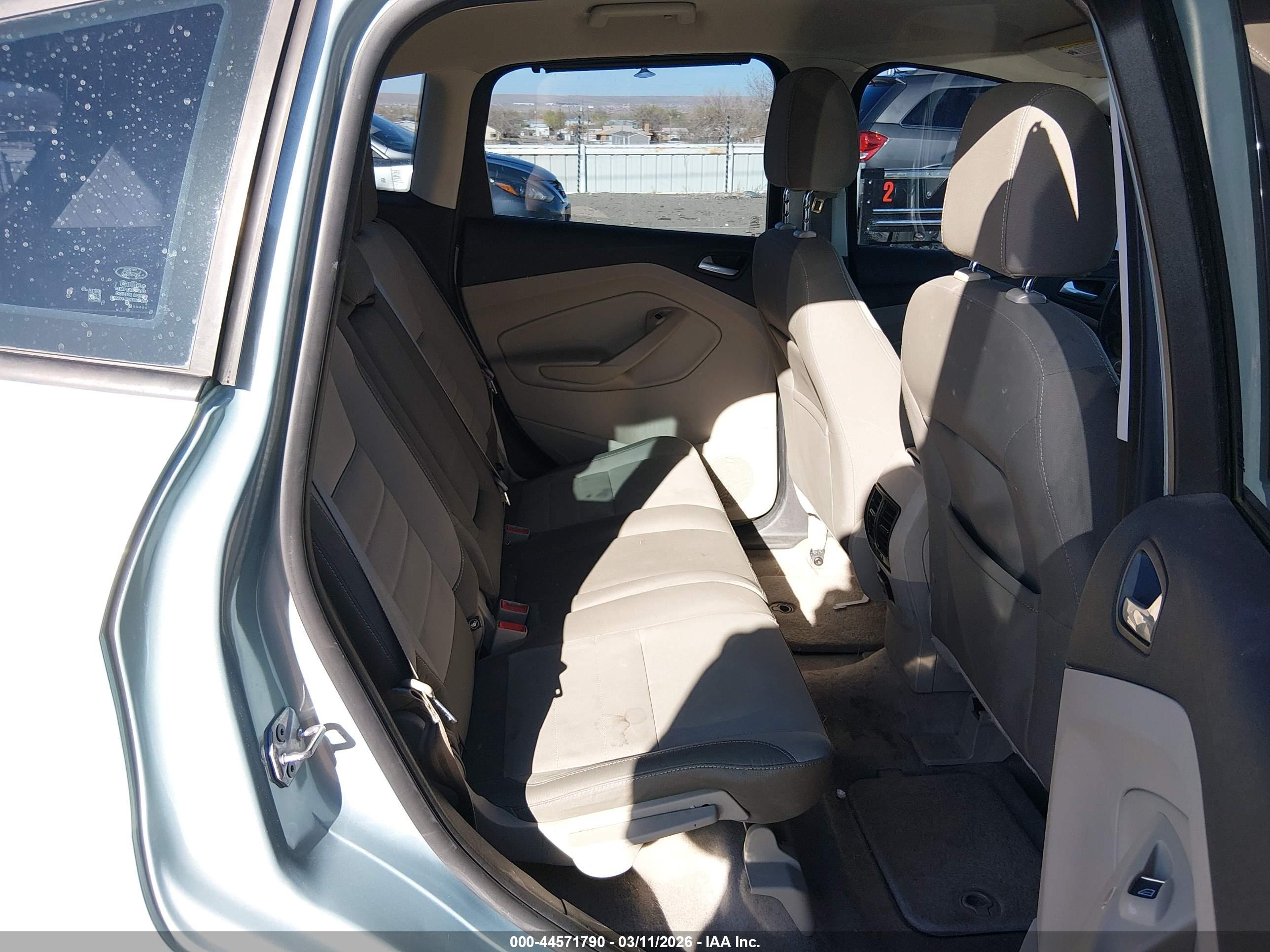FORD C-MAX image 8