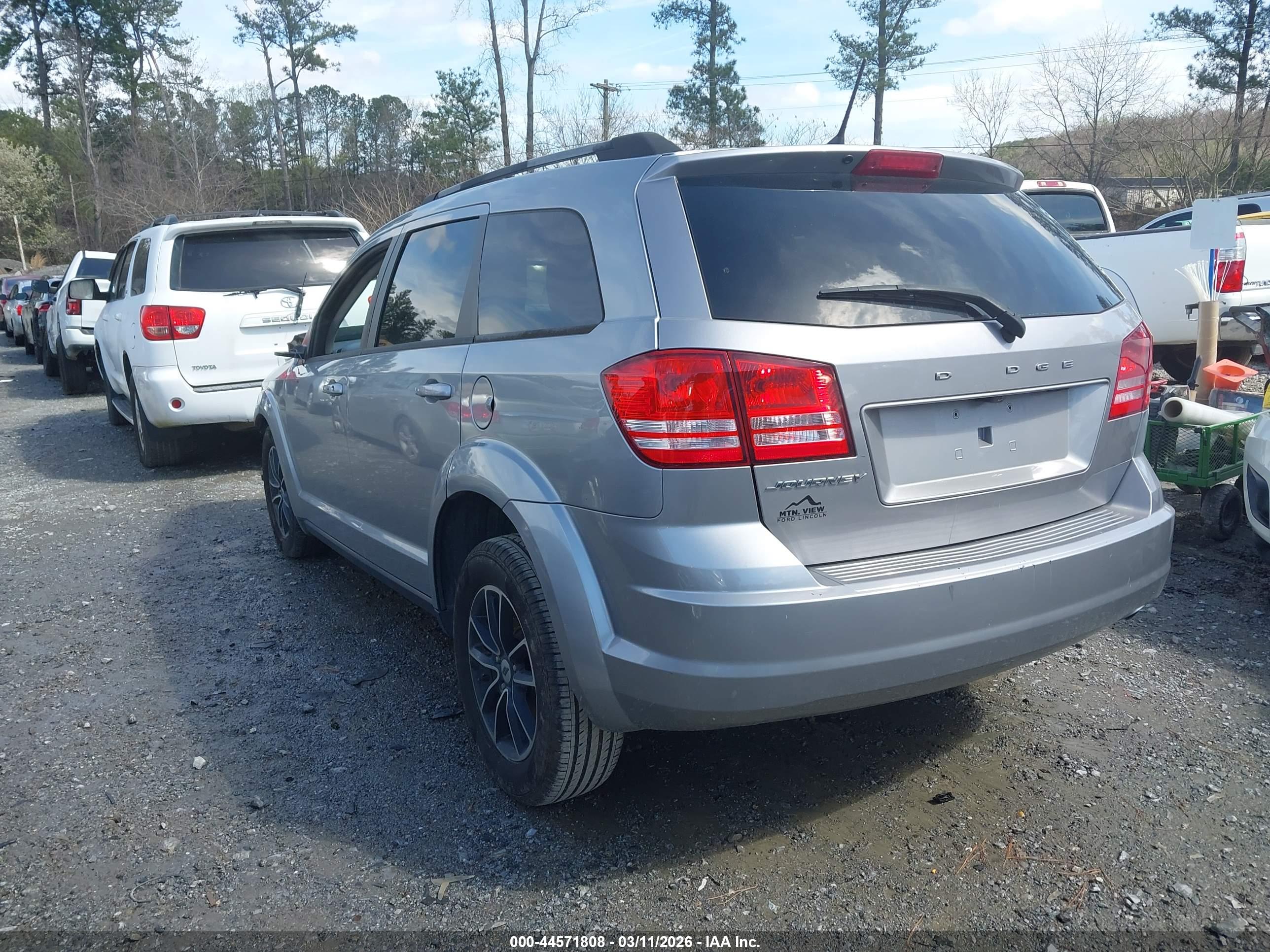 DODGE JOURNEY image 3