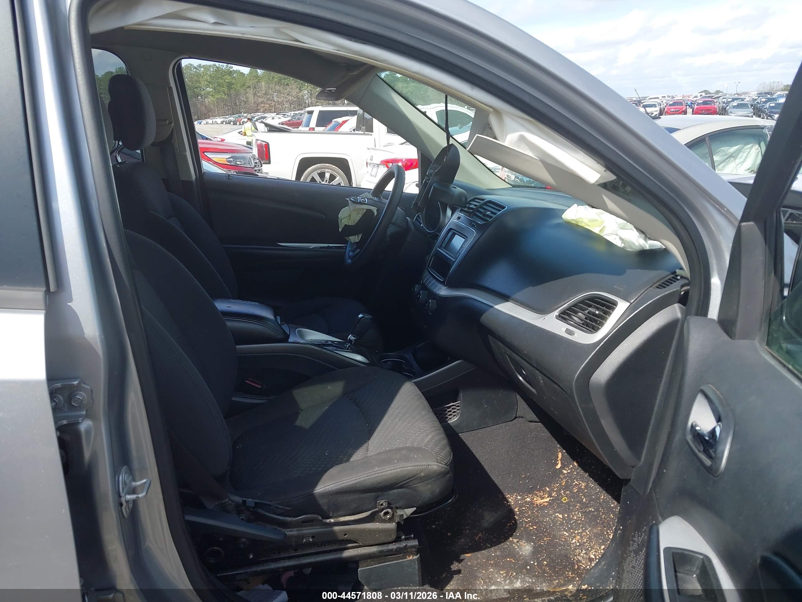 DODGE JOURNEY image 5