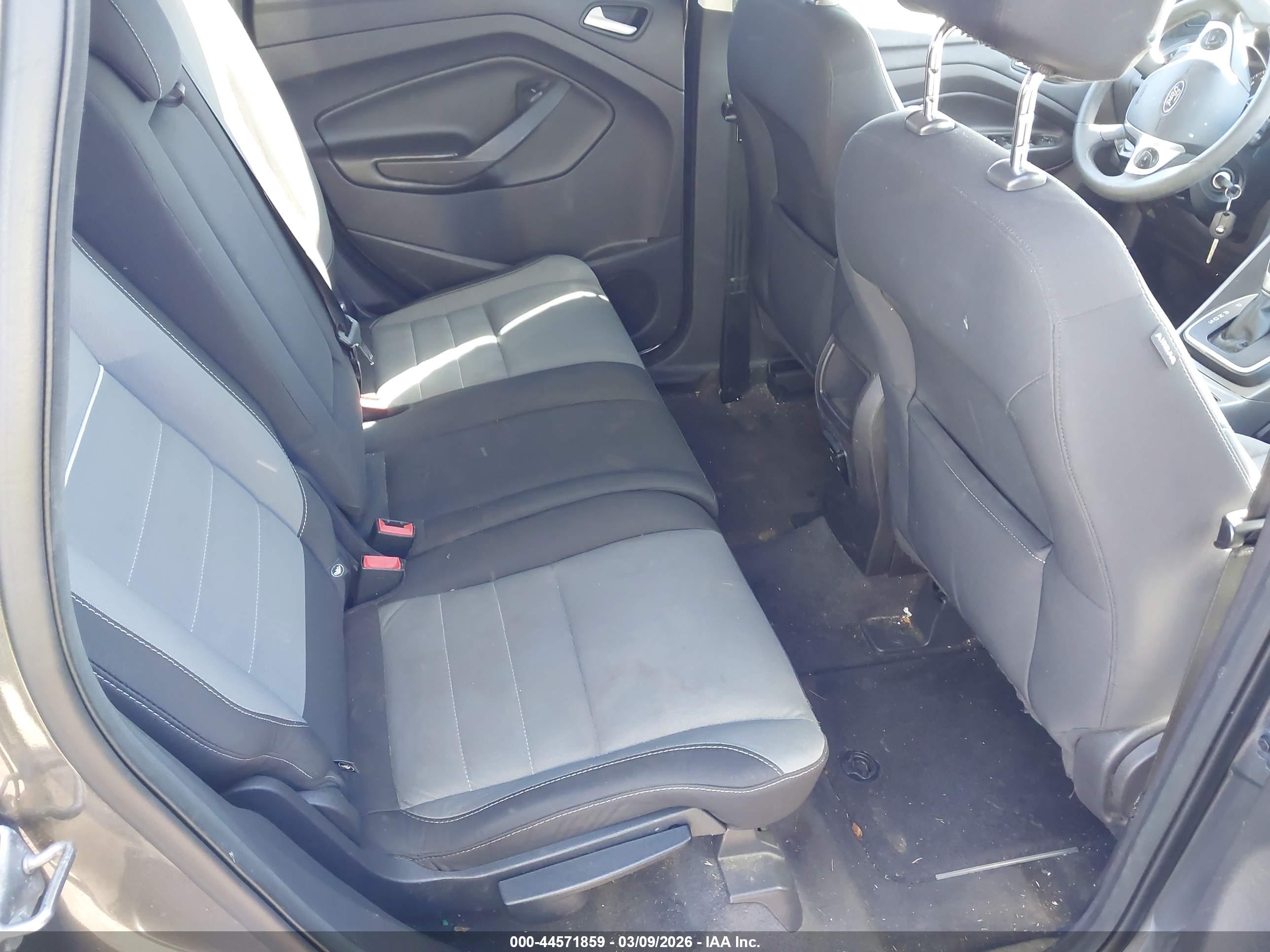 FORD ESCAPE image 8
