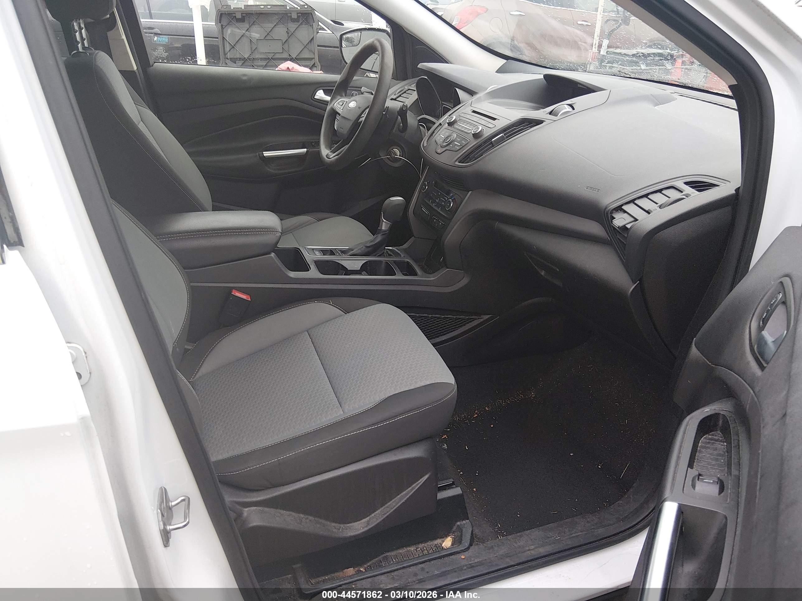 FORD ESCAPE image 5