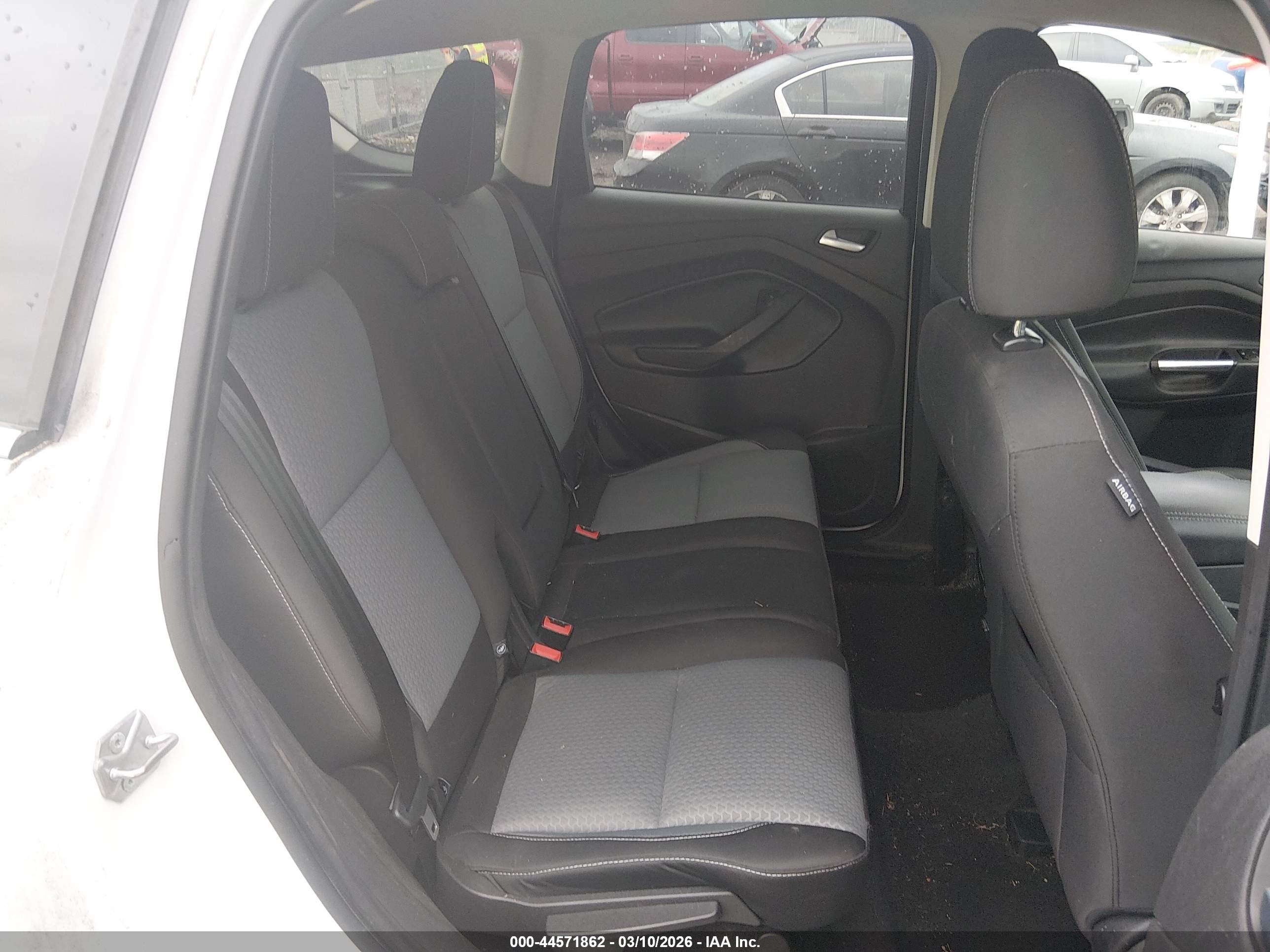FORD ESCAPE image 8