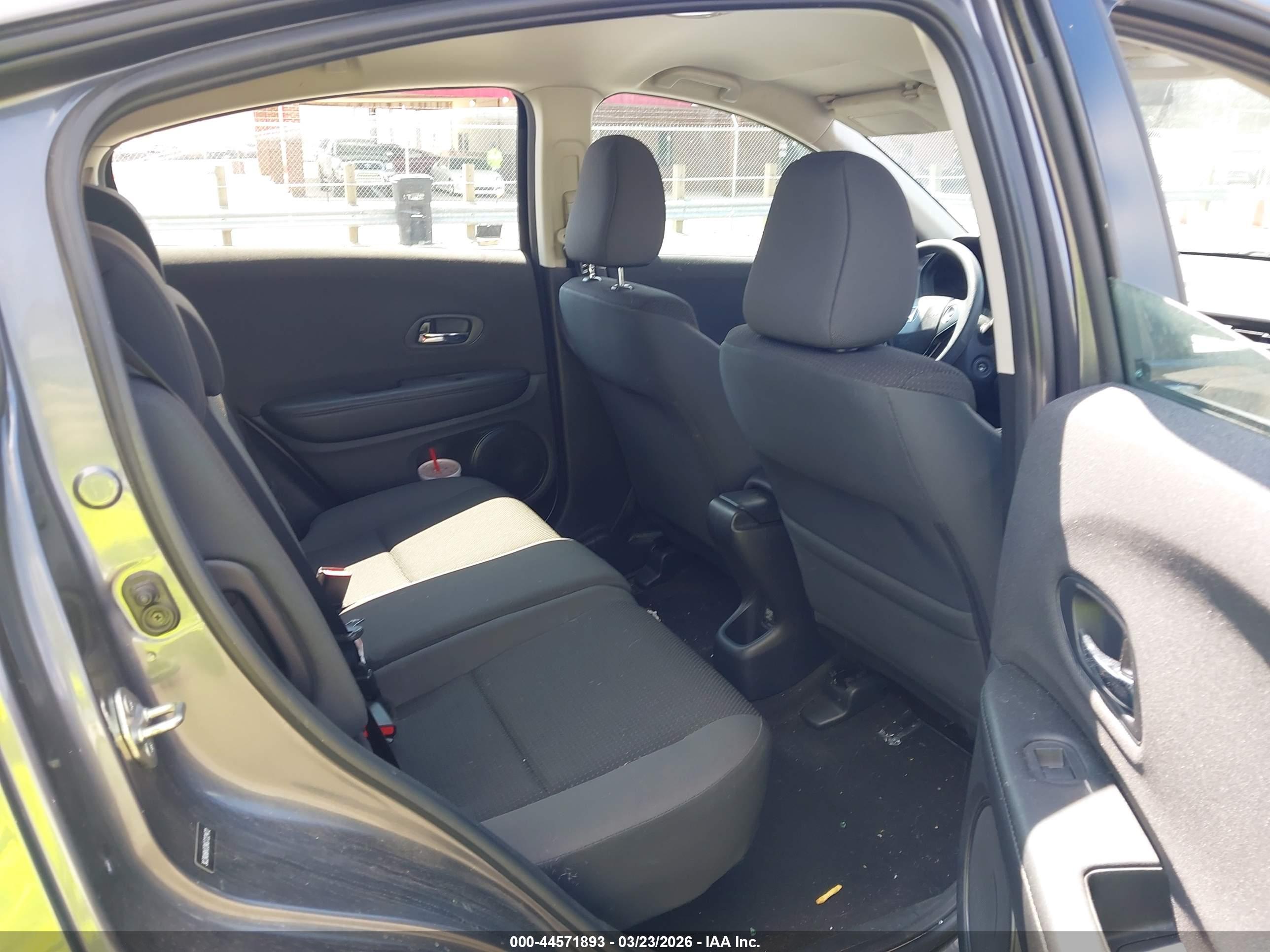 HONDA HR-V image 8