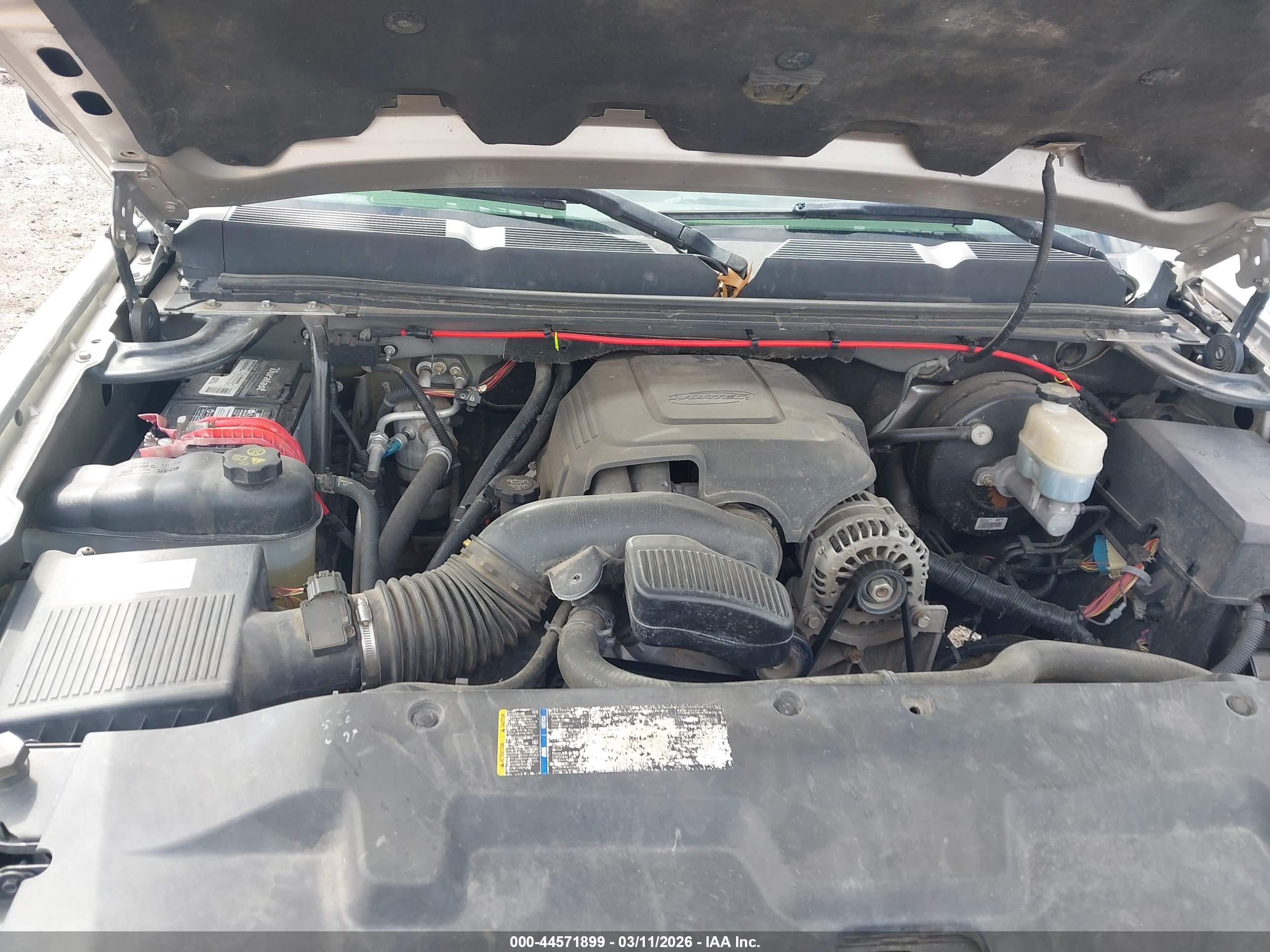 CHEVROLET SILVERADO image 10