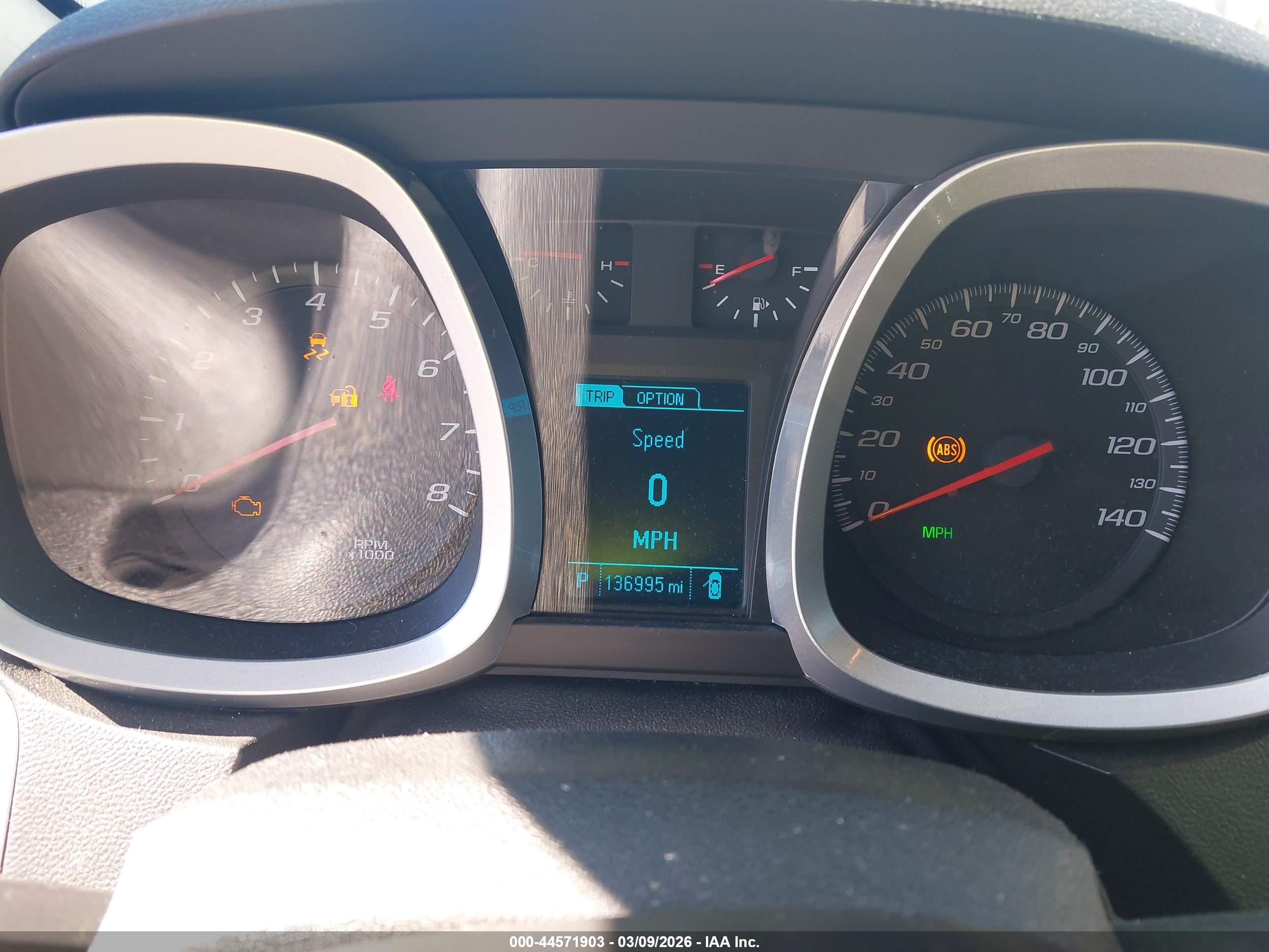 CHEVROLET EQUINOX image 7