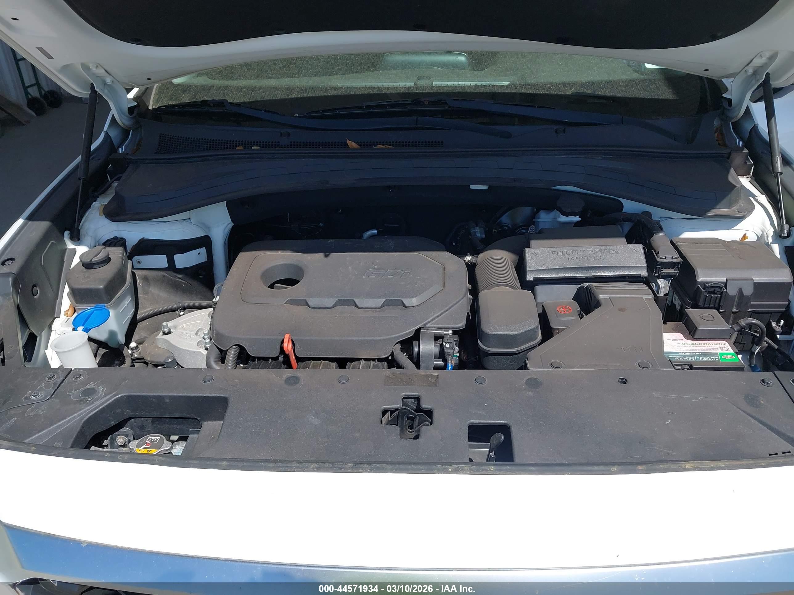 HYUNDAI SANTA image 10