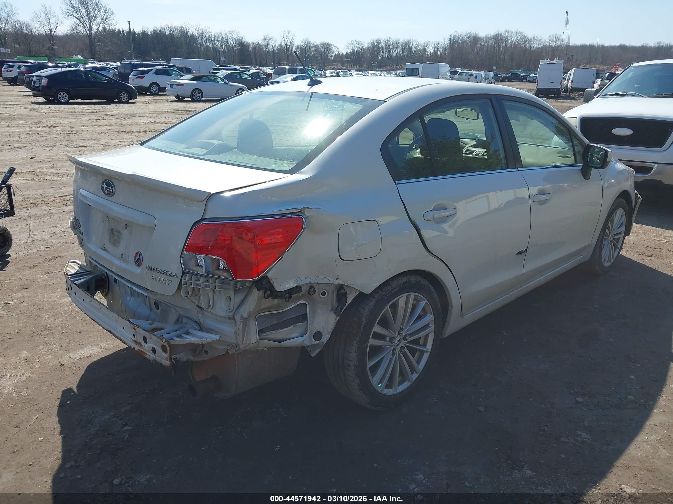 SUBARU IMPREZA image 4