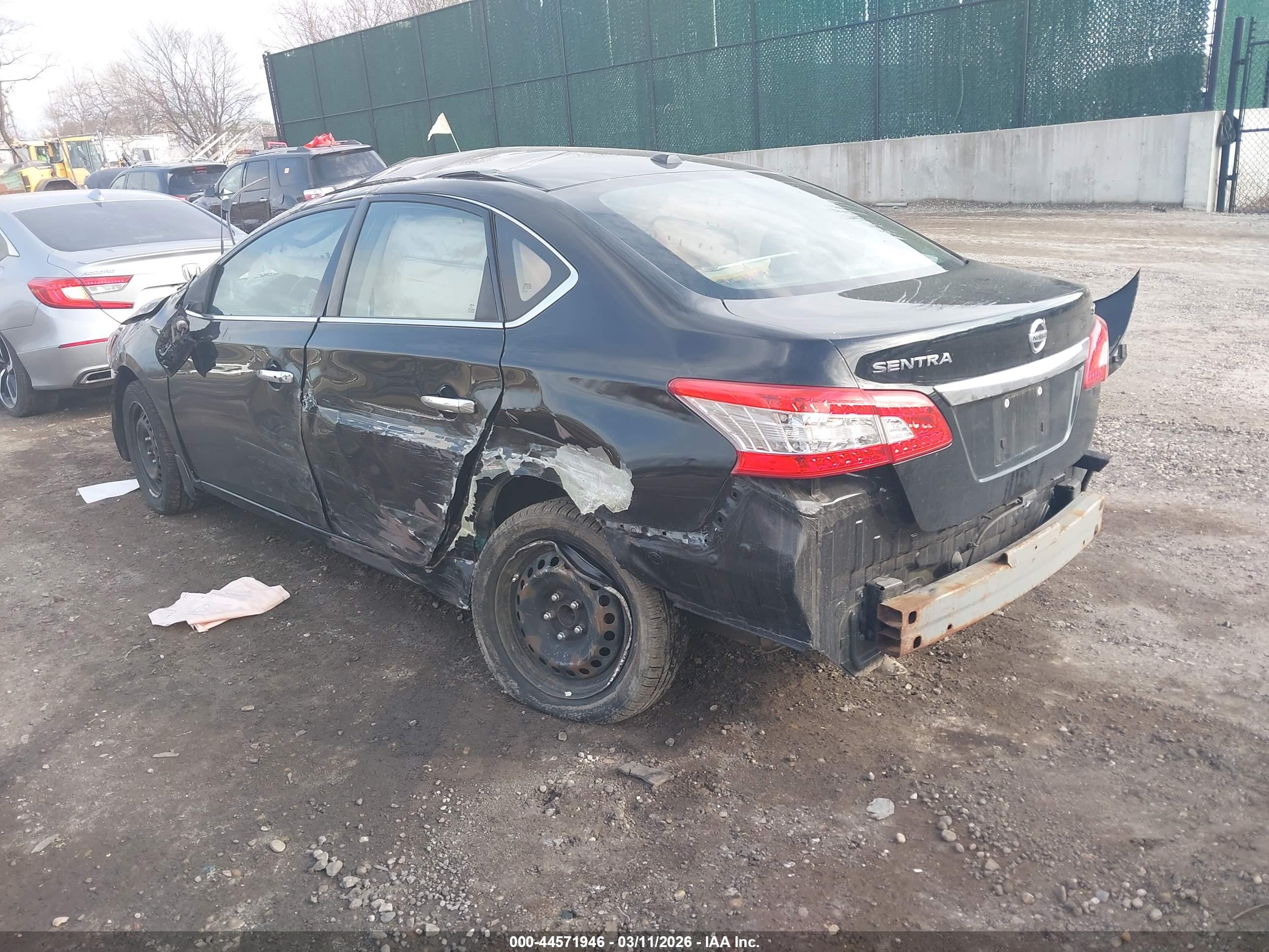 NISSAN SENTRA image 3