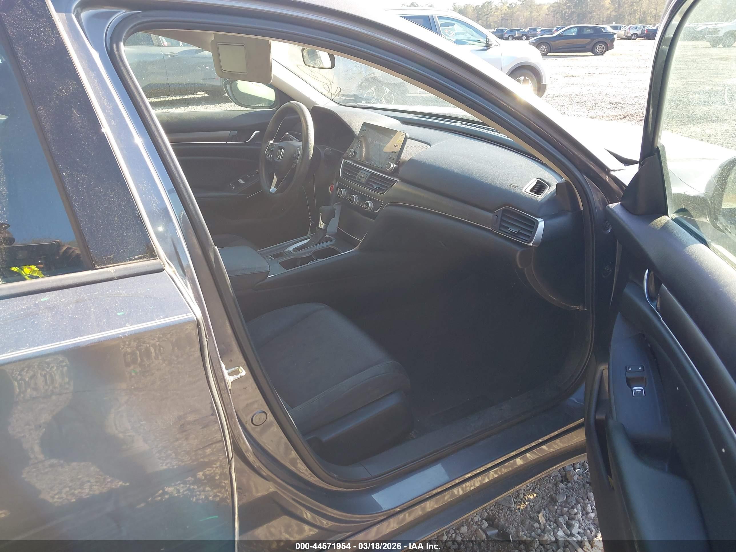 HONDA ACCORD image 5
