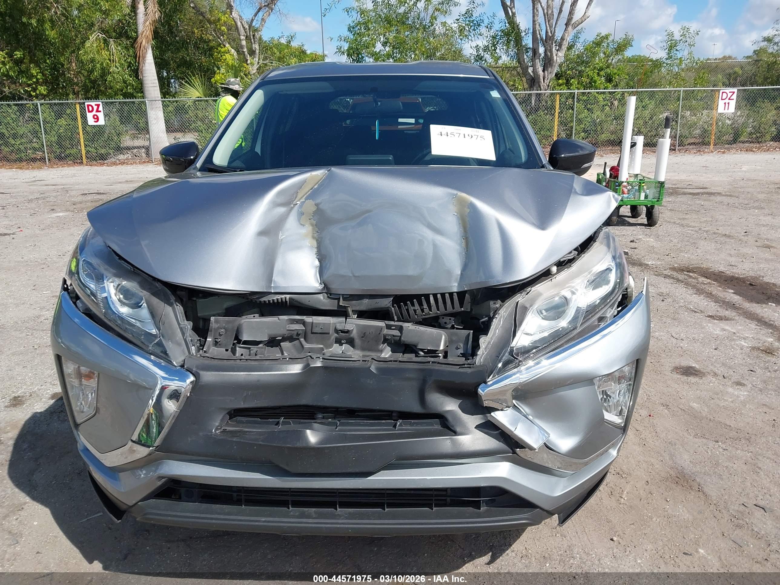 MITSUBISHI ECLIPSE image 6