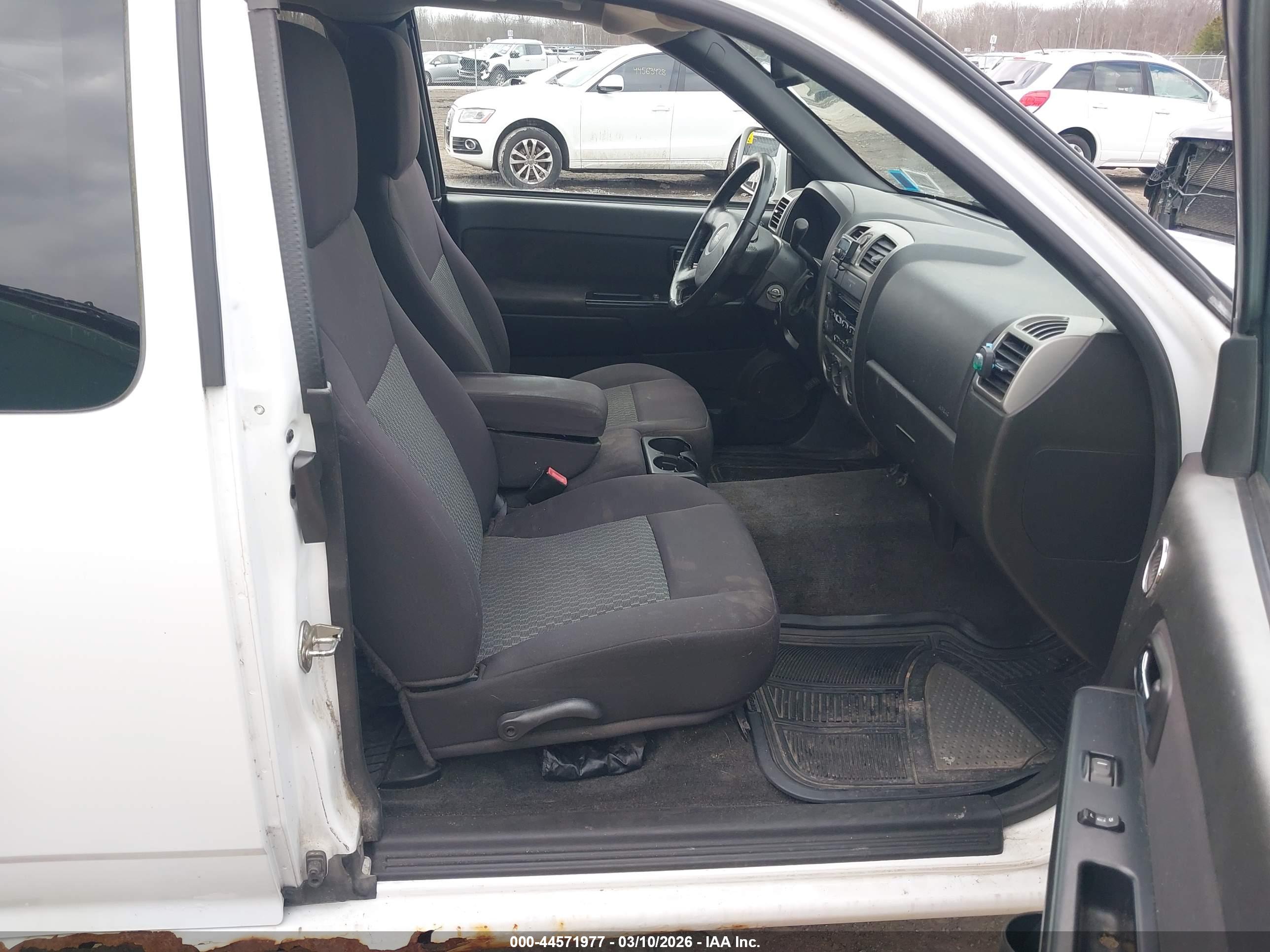 CHEVROLET COLORADO image 5