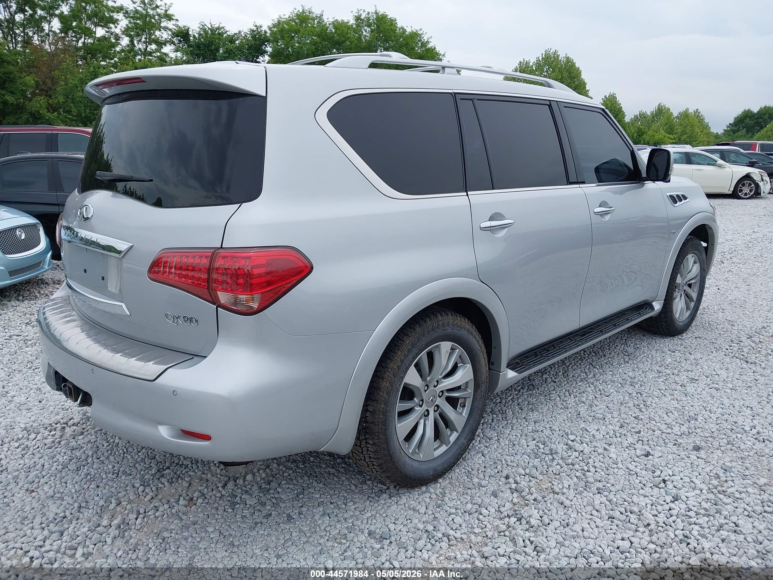 INFINITI QX80 image 4