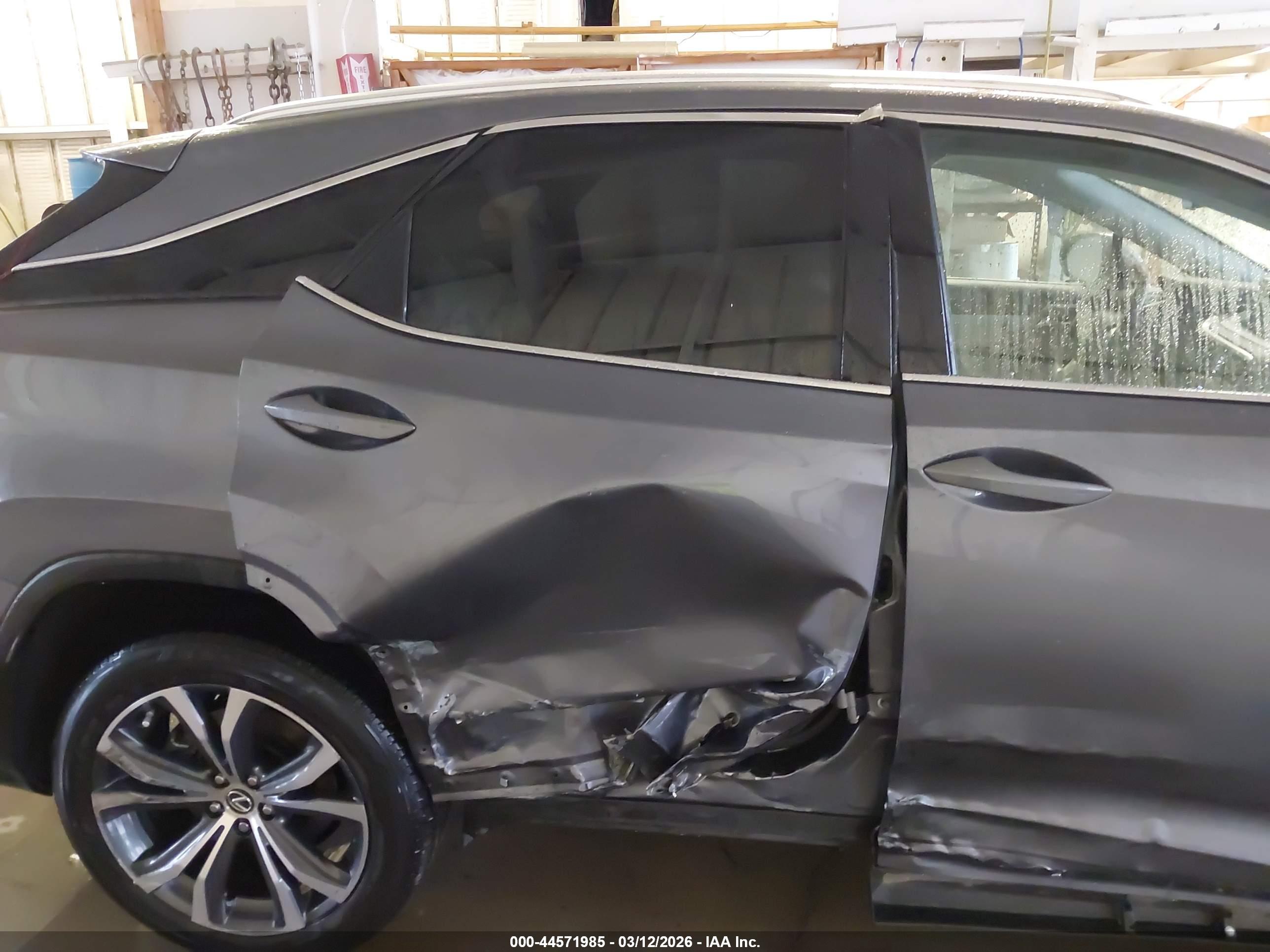 LEXUS RX image 6