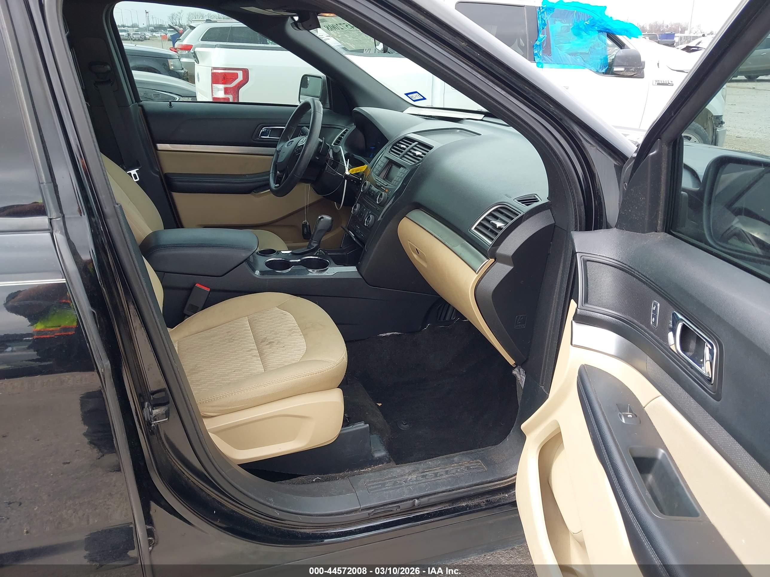 FORD EXPLORER image 5