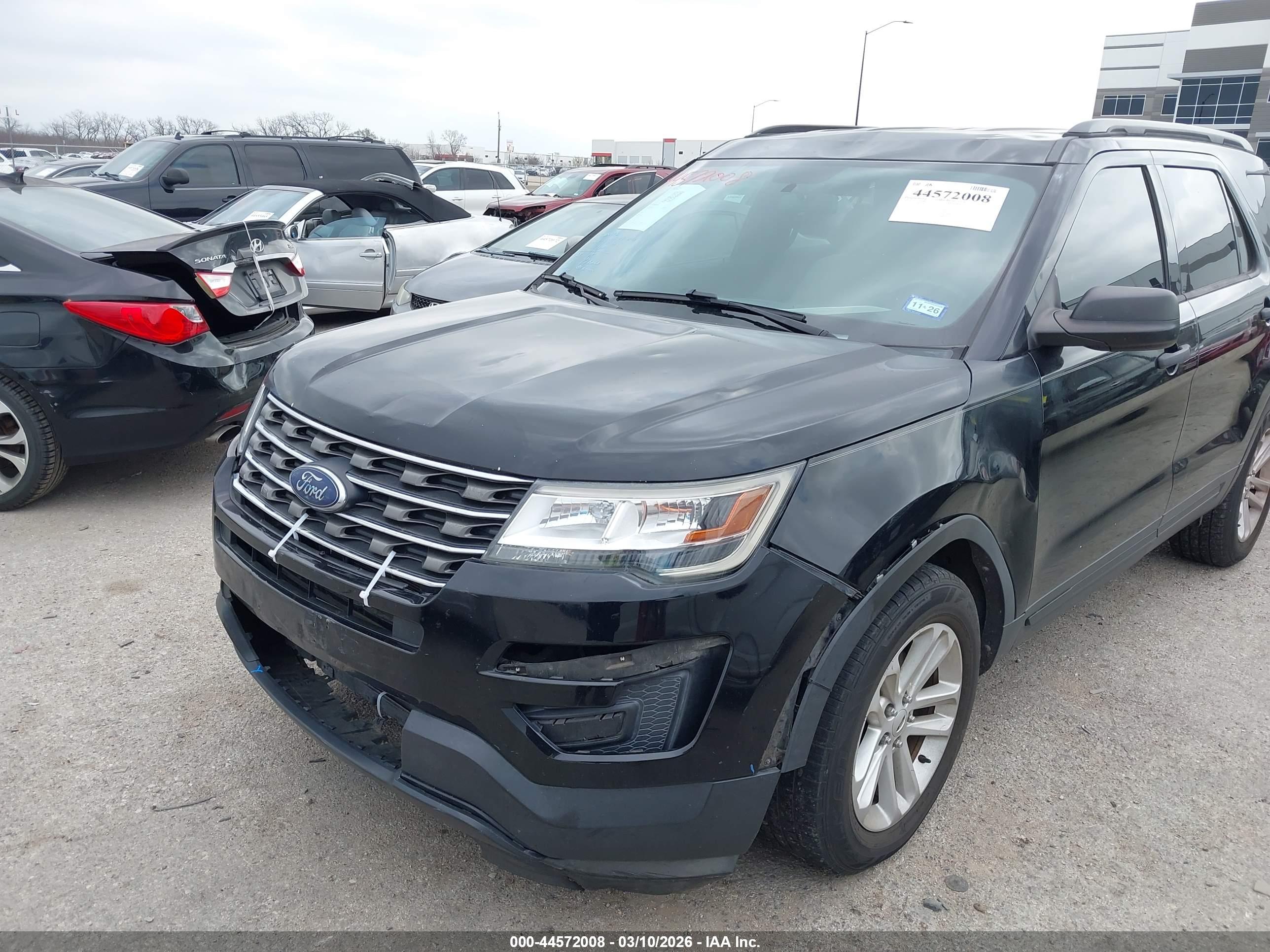 FORD EXPLORER image 6