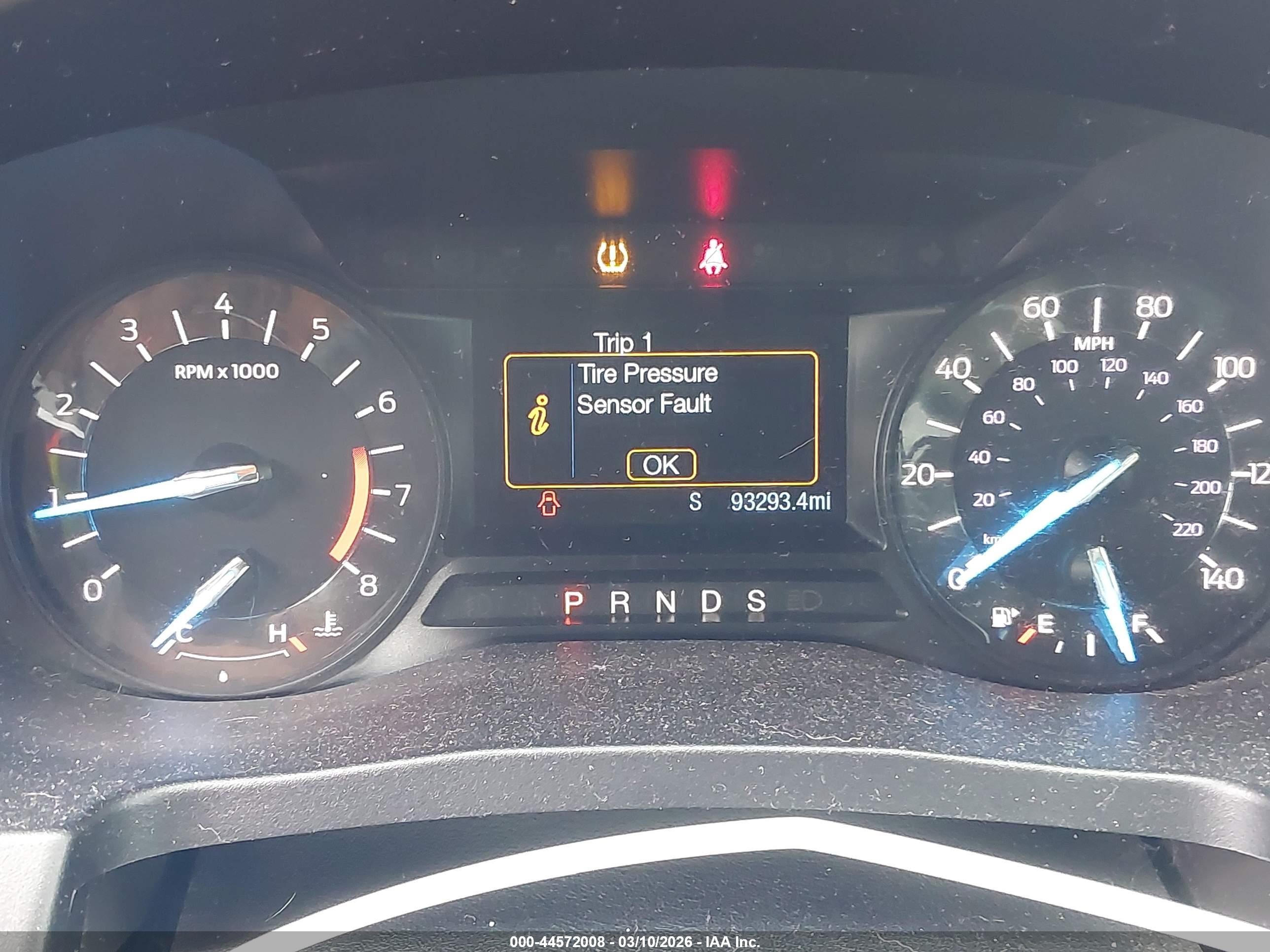 FORD EXPLORER image 7