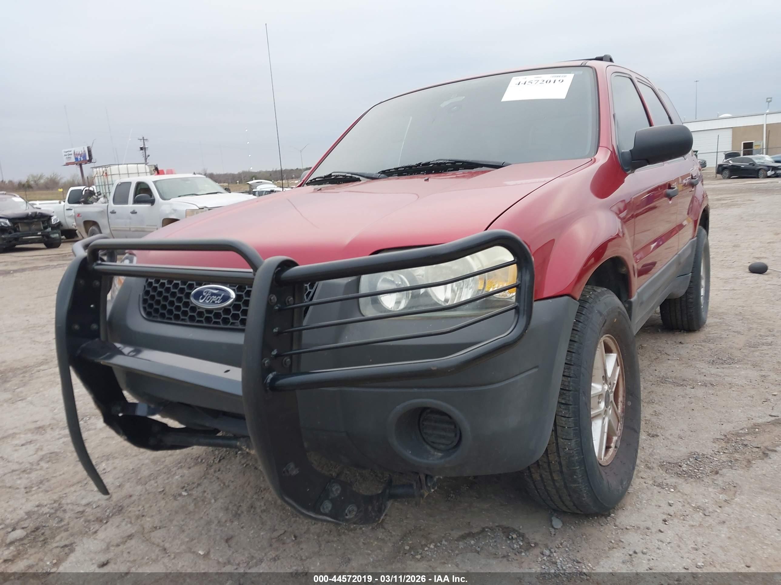 FORD ESCAPE image 6
