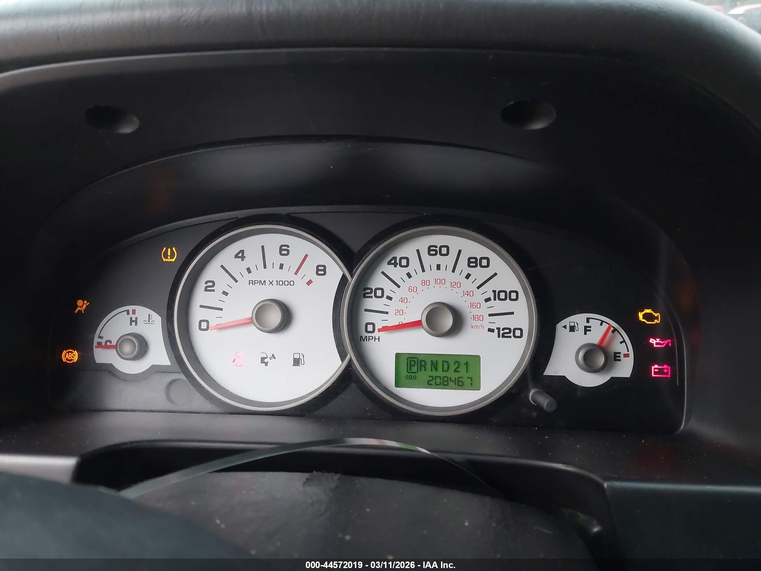FORD ESCAPE image 7