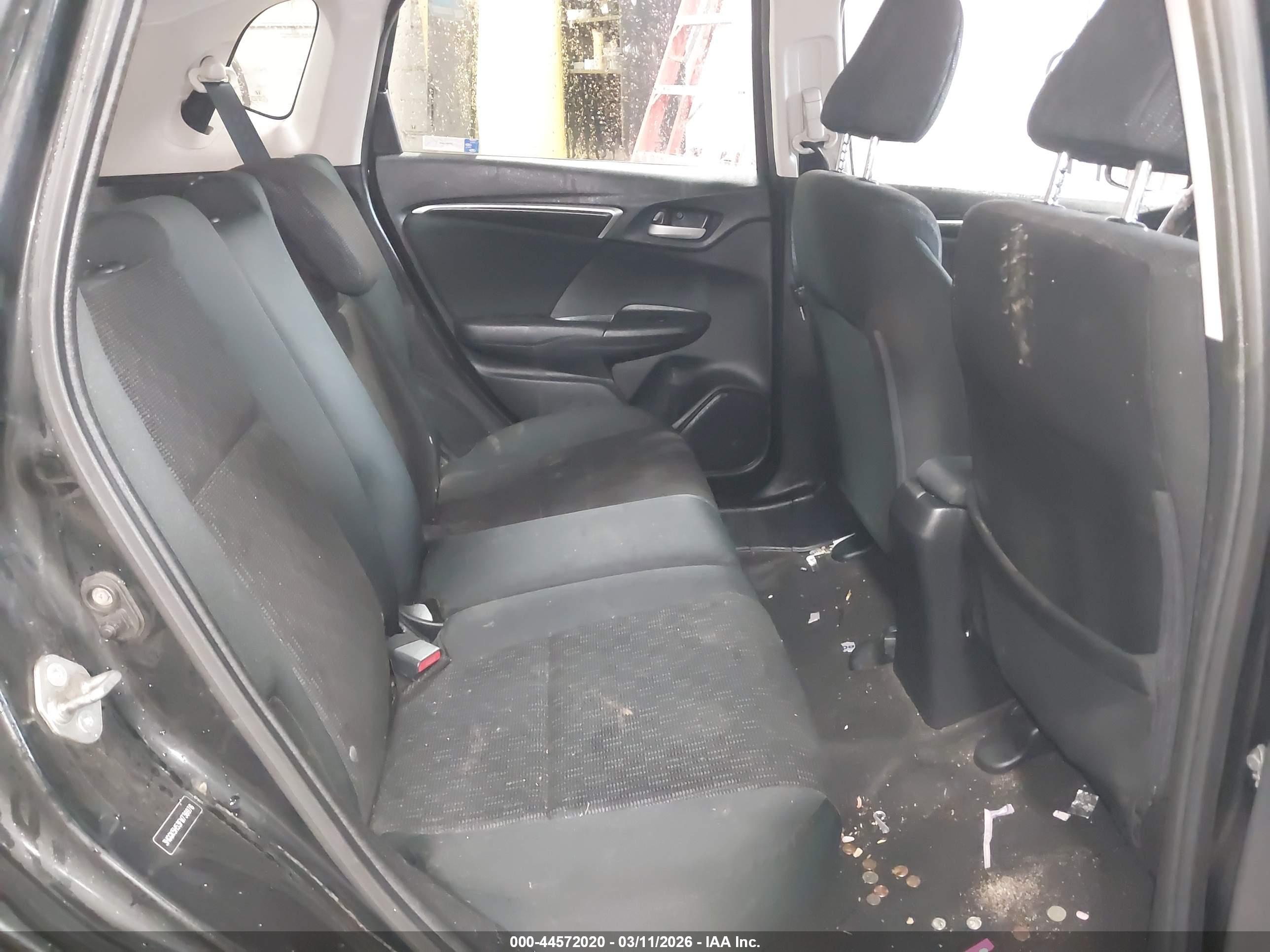 HONDA FIT image 8