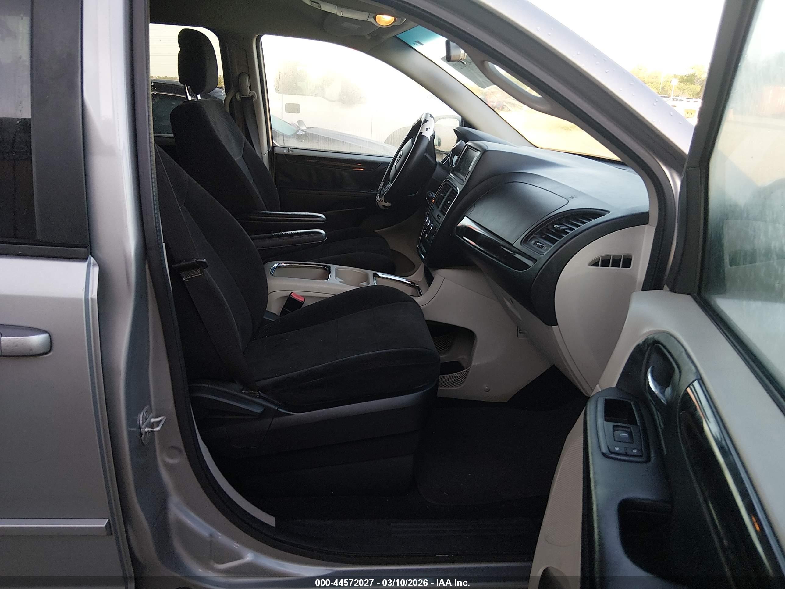 DODGE GRAND image 5