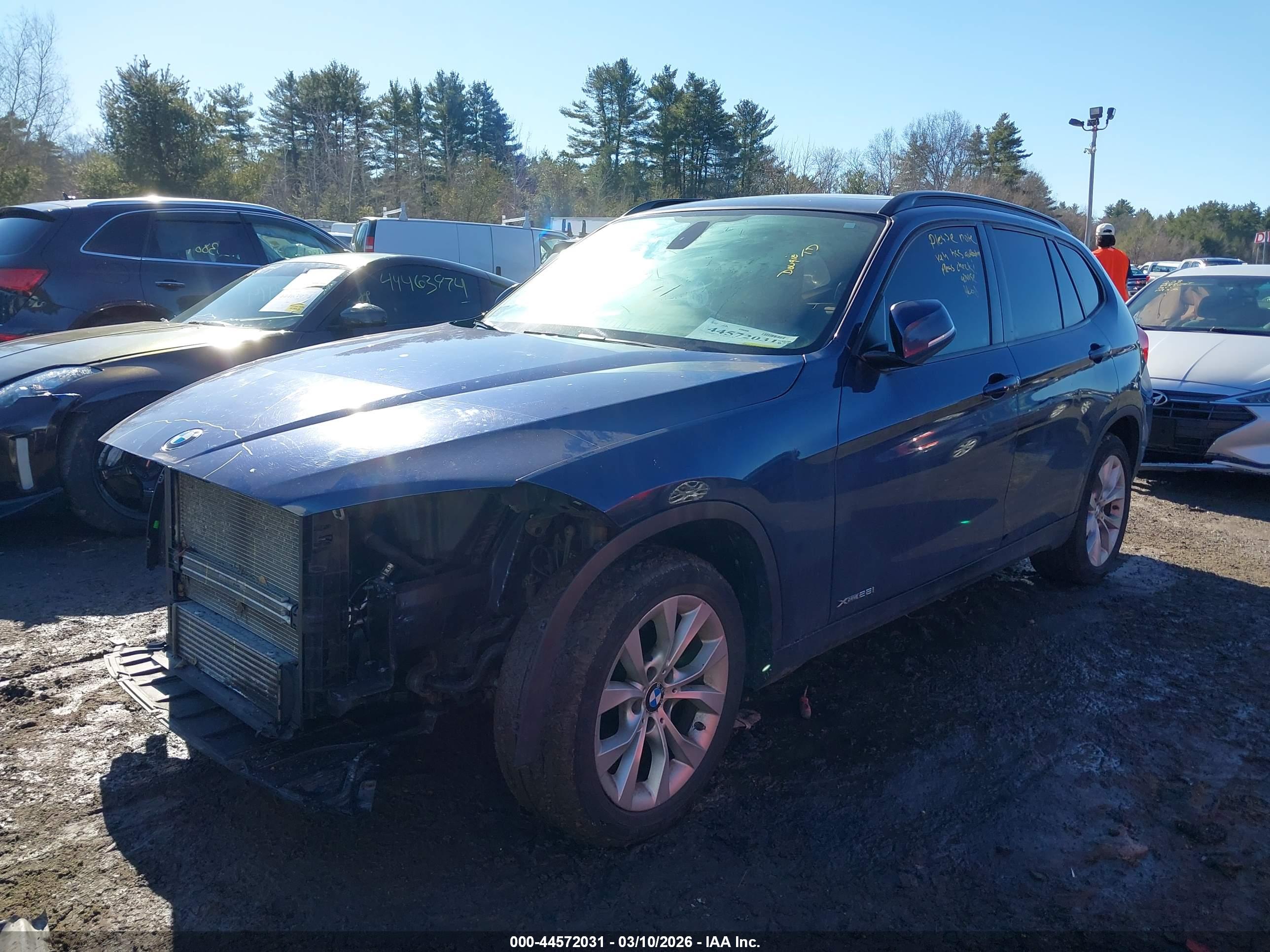 BMW X1 image 2