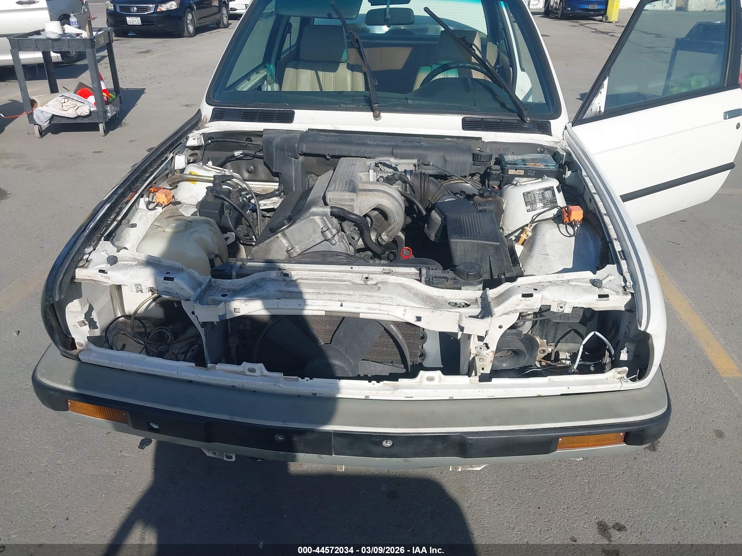 BMW 318 image 6