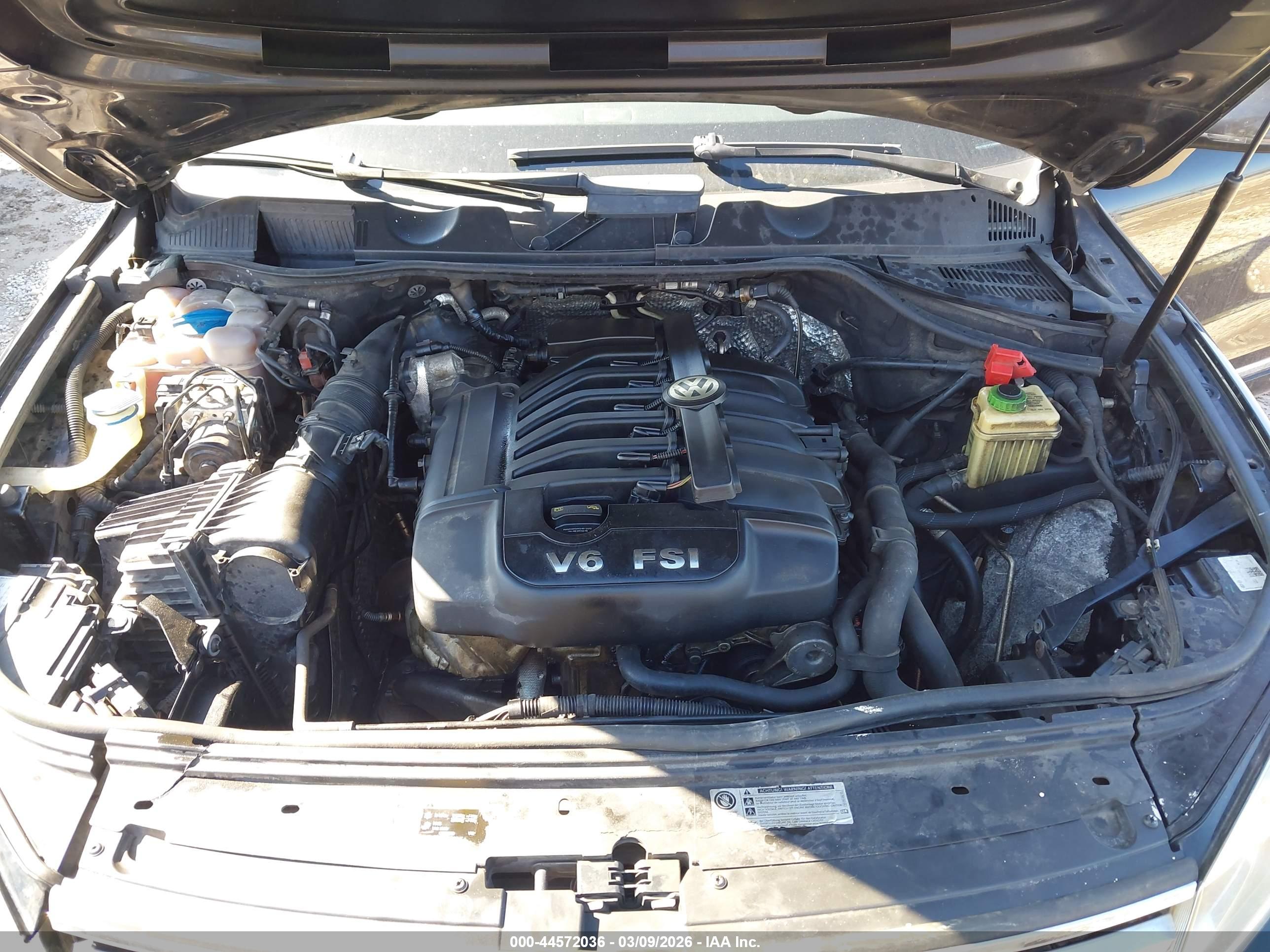 VOLKSWAGEN TOUAREG image 10
