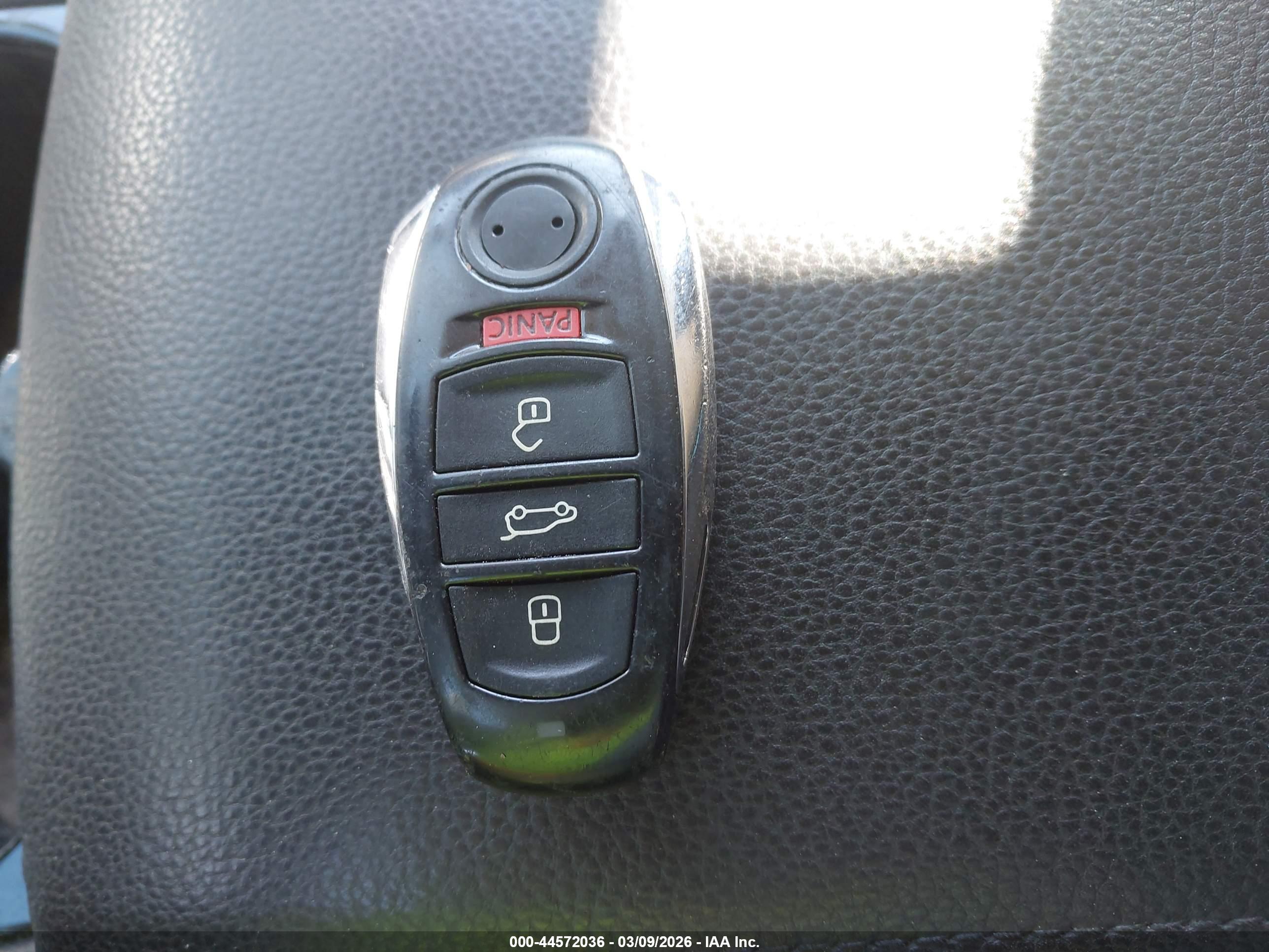 VOLKSWAGEN TOUAREG image 11