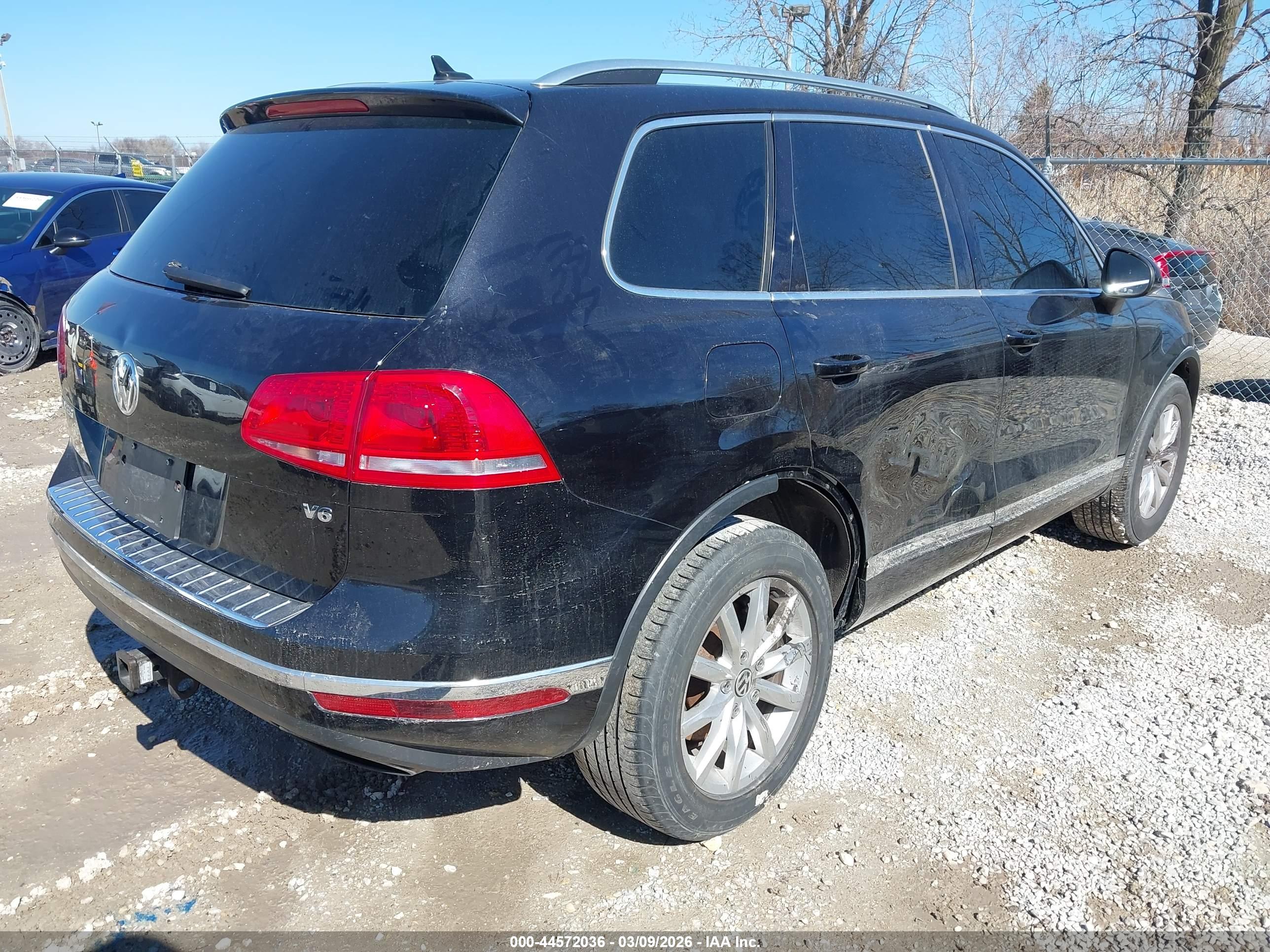 VOLKSWAGEN TOUAREG image 4