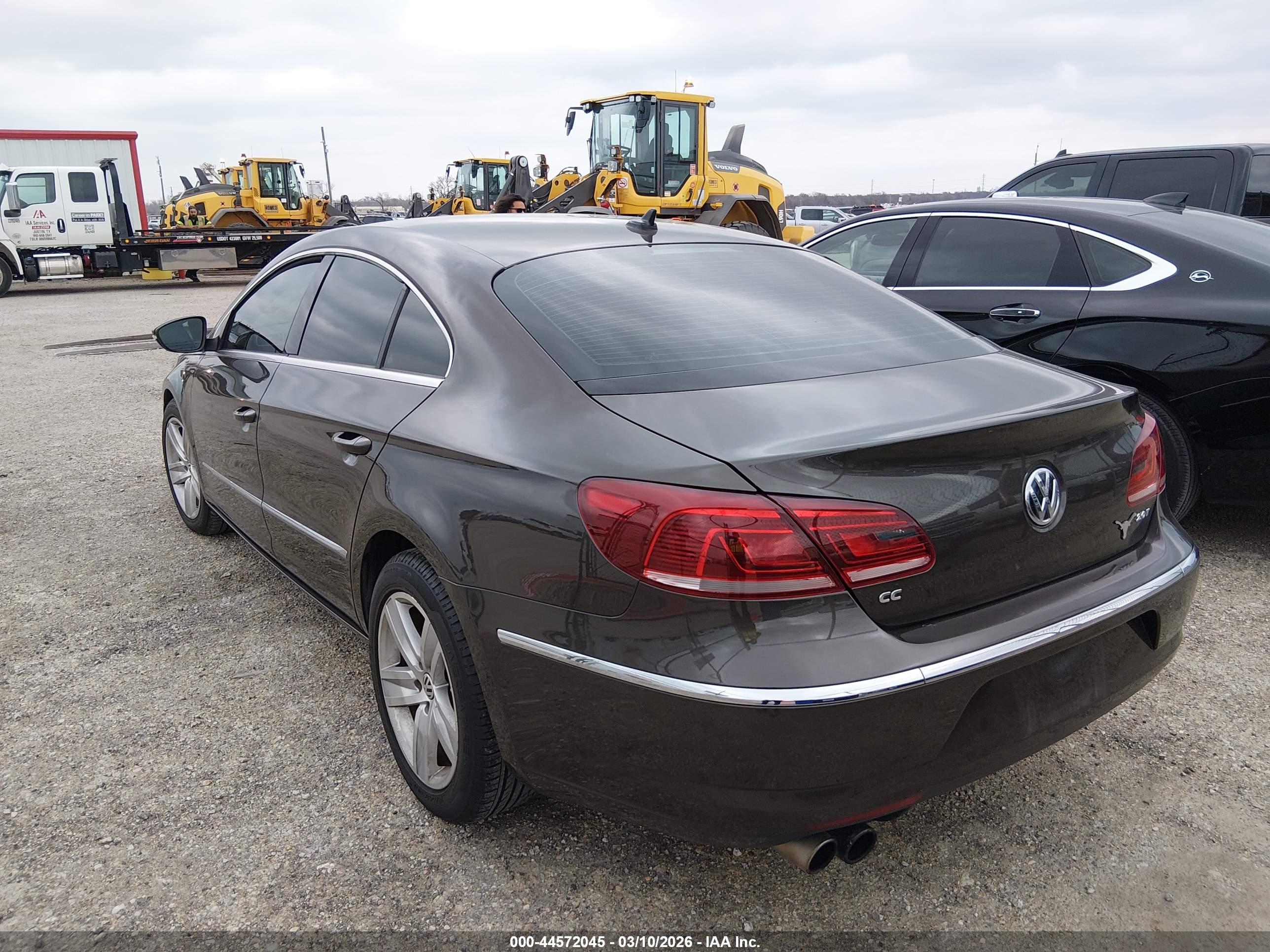 VOLKSWAGEN CC image 3
