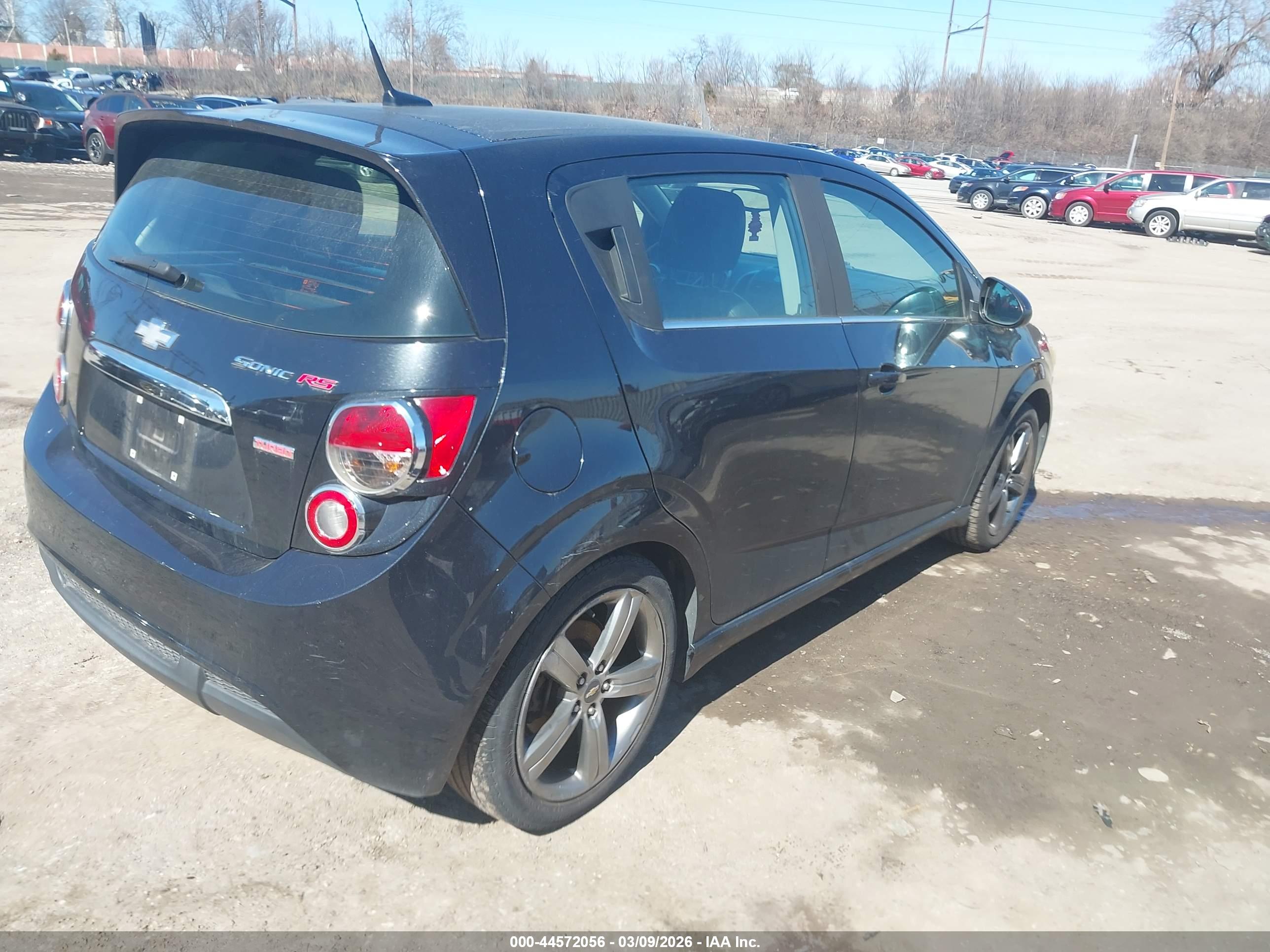 CHEVROLET SONIC image 4