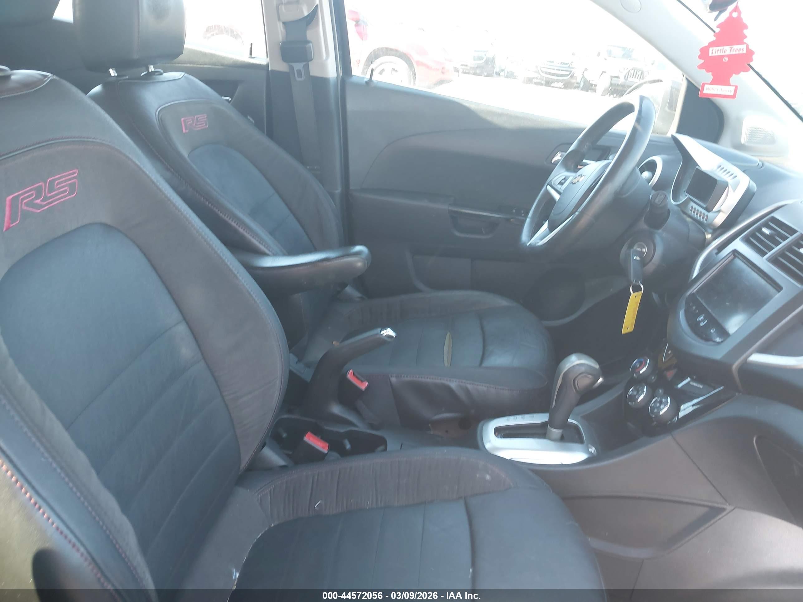 CHEVROLET SONIC image 5