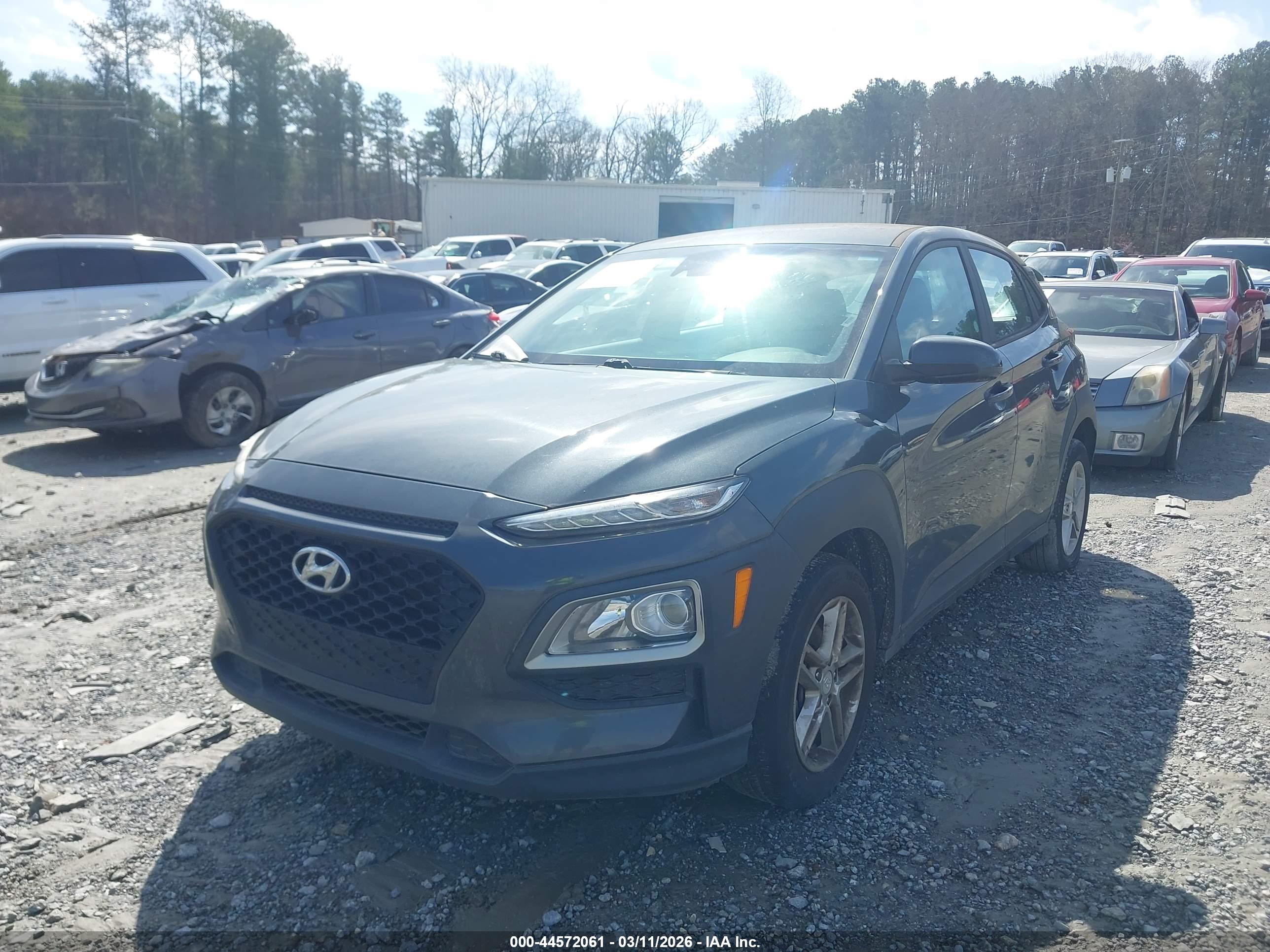 HYUNDAI KONA image 2
