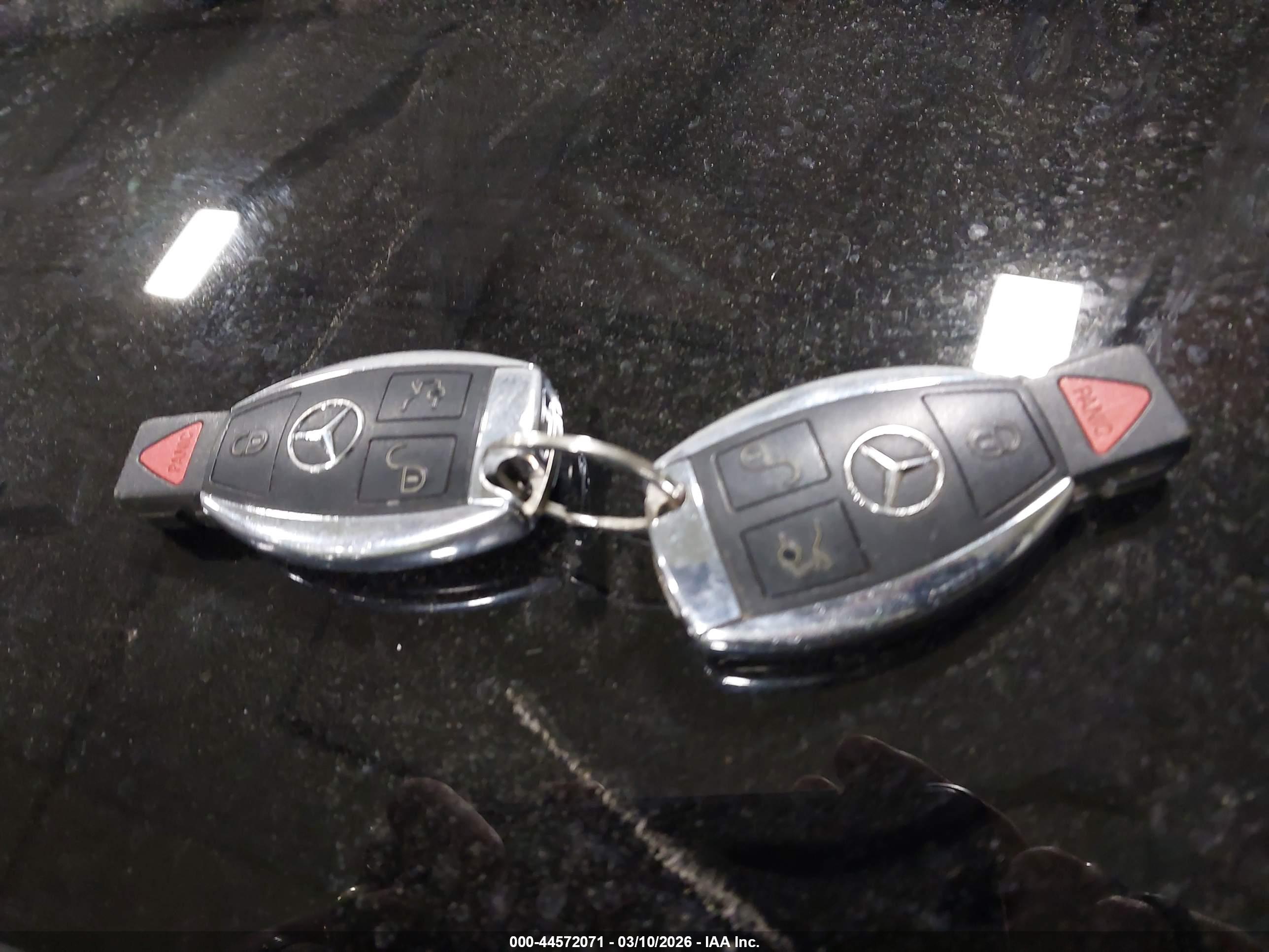 MERCEDES-BENZ C image 11